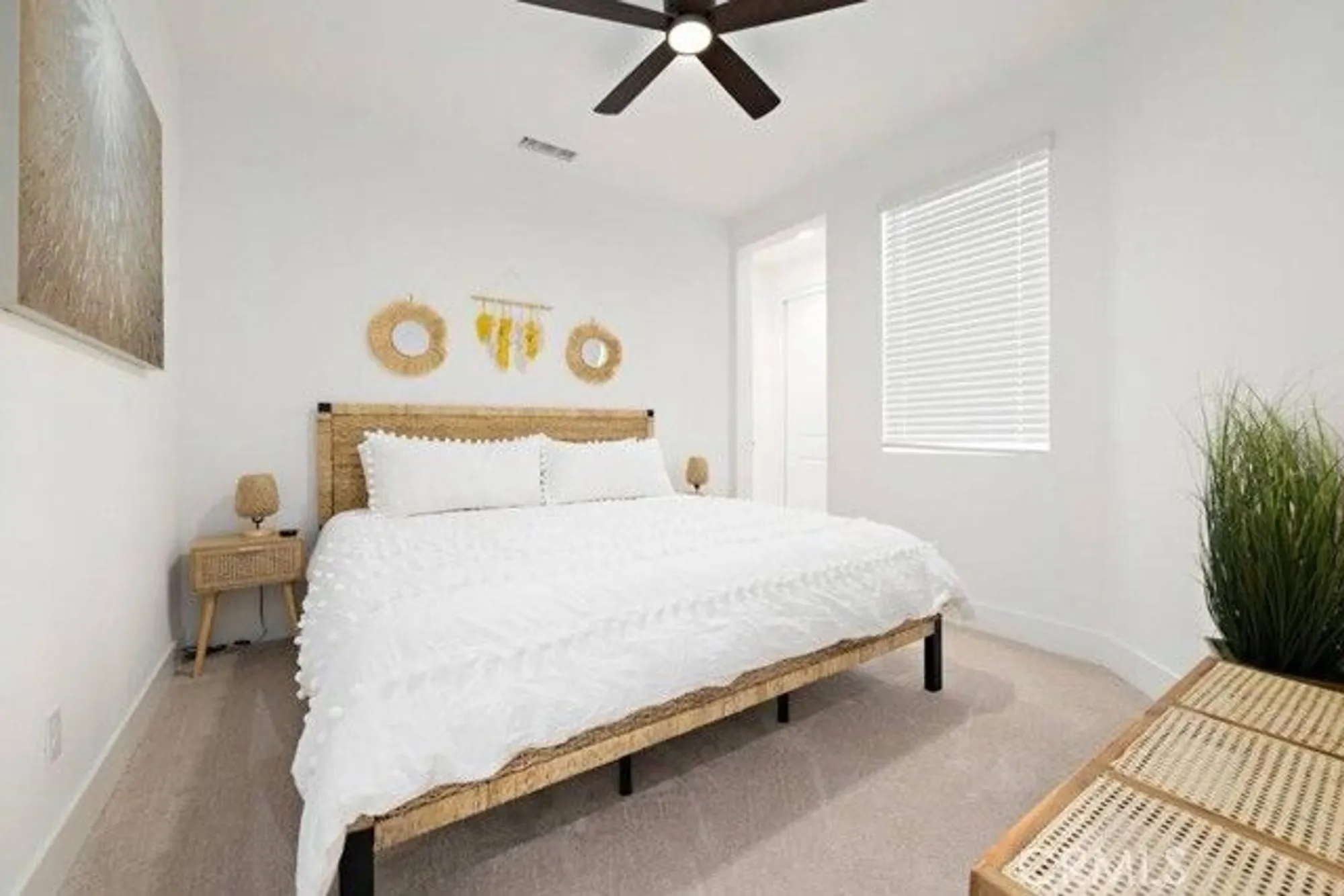 Property Slideshow image 23 of 40 | 84675 lago breeza dr, Indio, CA, 92203