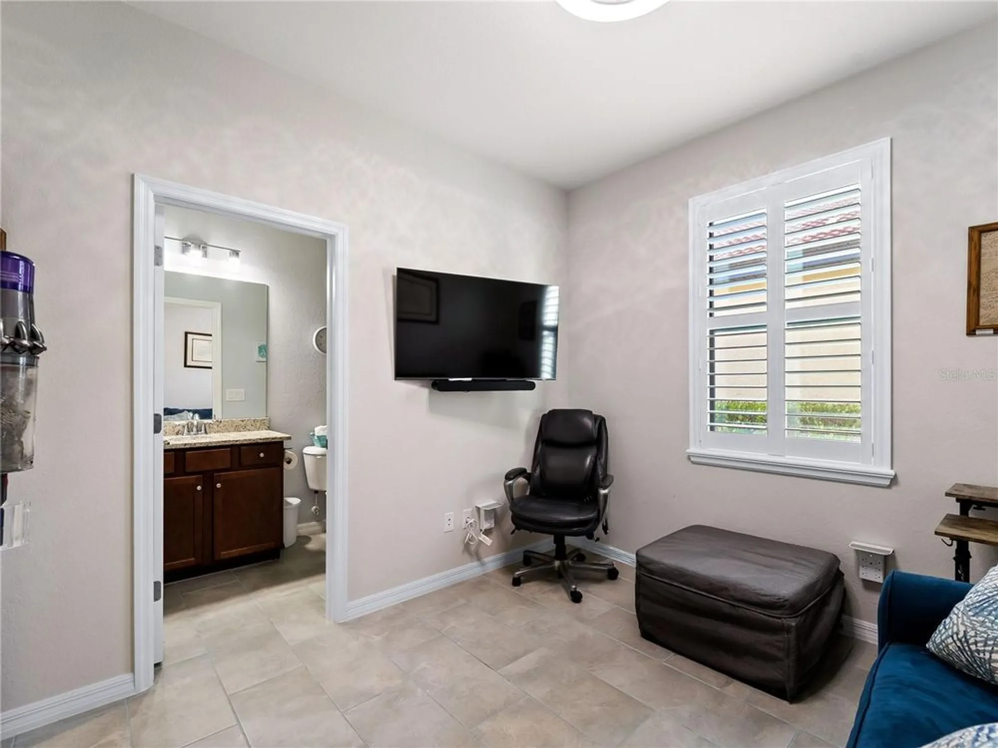 Property Slideshow image 35 of 61 | 10157 colubrina dr, Venice, FL, 34293