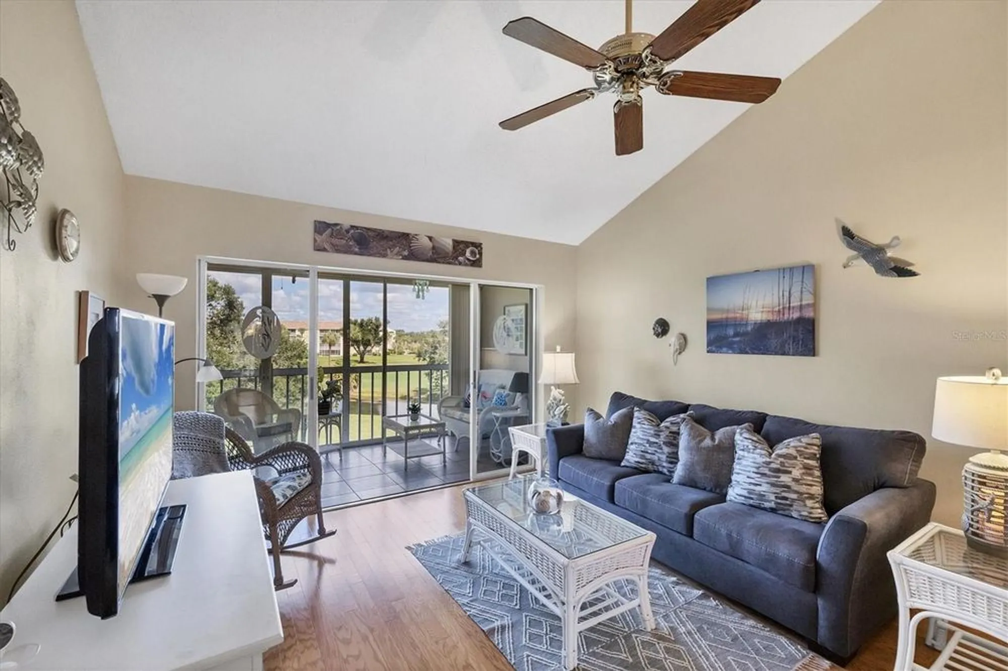 Property Slideshow image 7 of 49 | 404 cerromar cir 308, Venice, FL, 34293