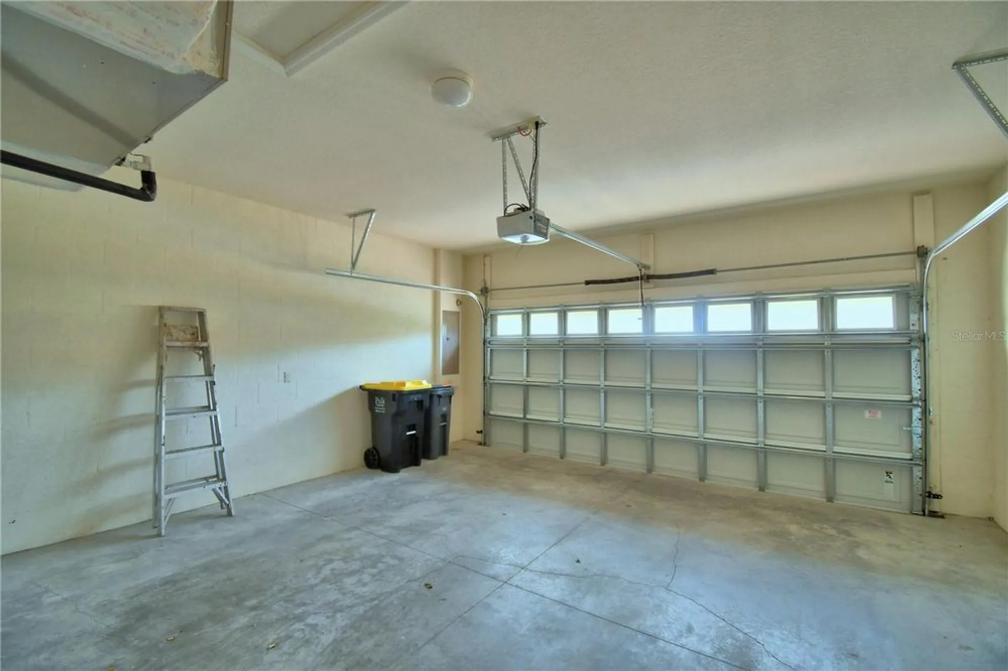 Property Slideshow image 27 of 68 | 1613 linz ct, Winter Haven, FL, 33884