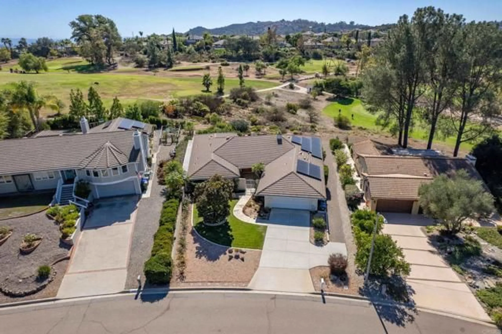 Property Slideshow image 8 of 55 | 10951 rim rd, Escondido, CA, 92026