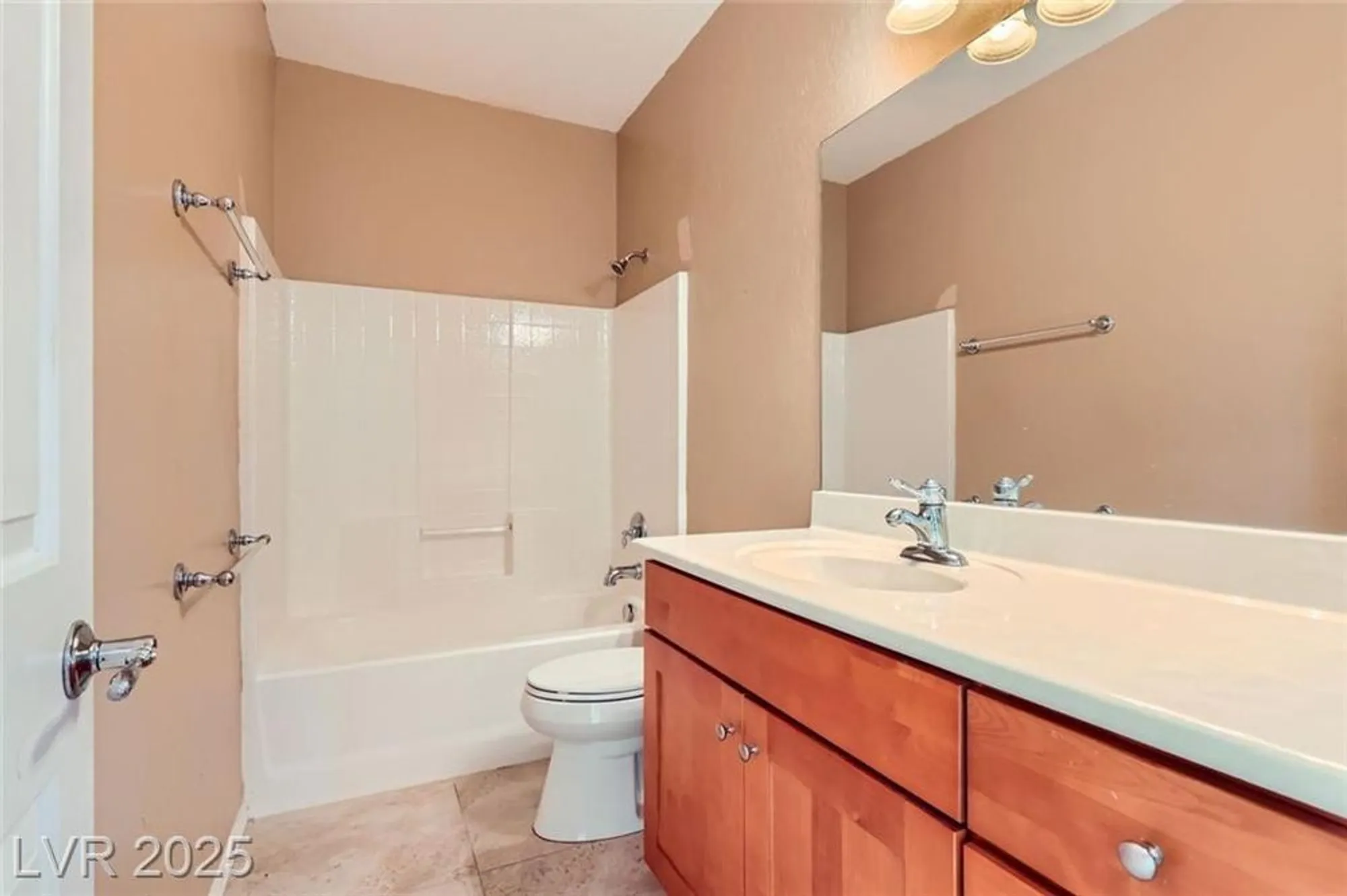 Property Slideshow image 41 of 53 | 6128 isola peak ave, Las Vegas, NV, 89122