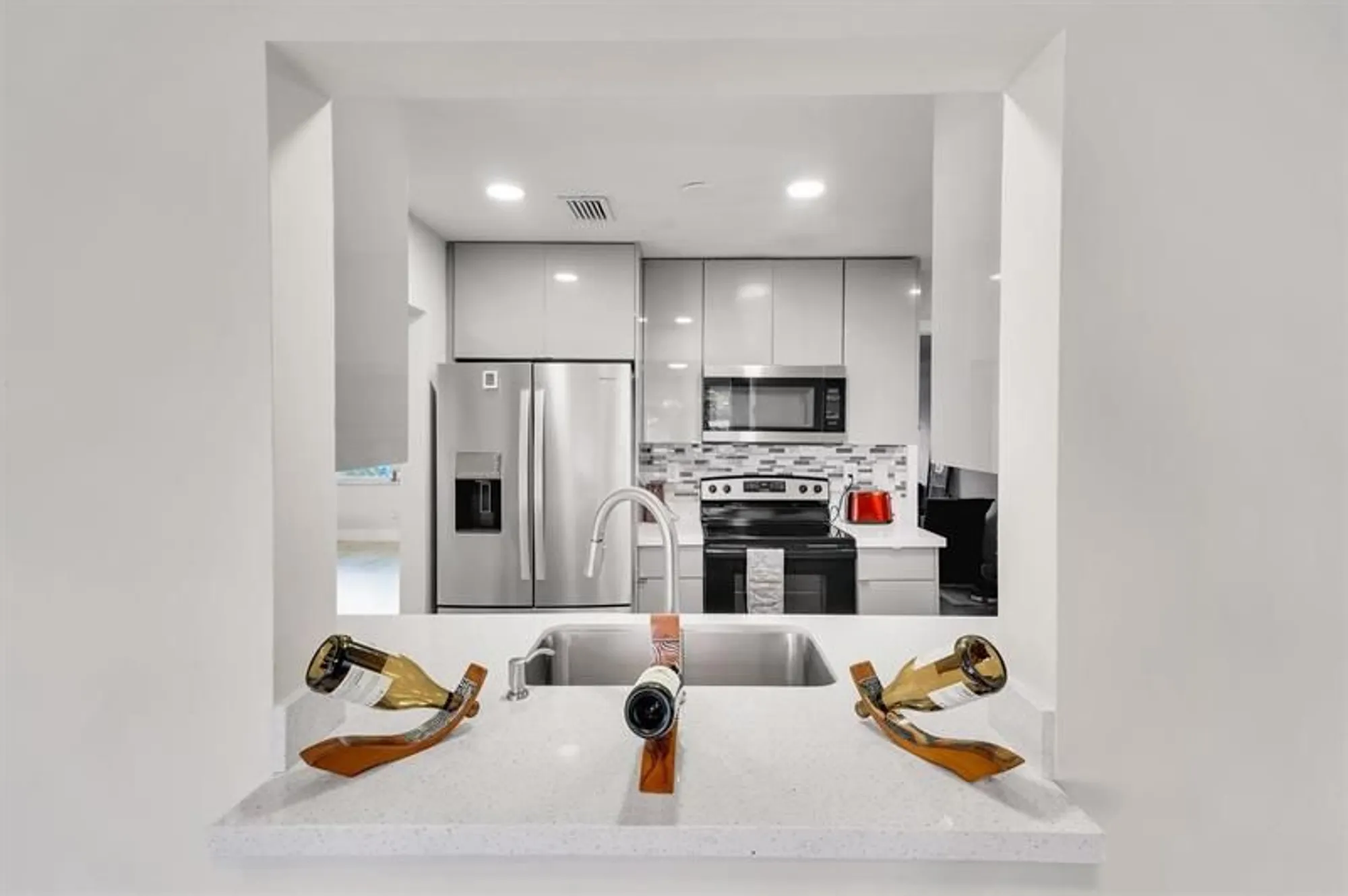 Property Slideshow image 13 of 31 | 1904 sw 17th ave, Boynton Beach, FL, 33426