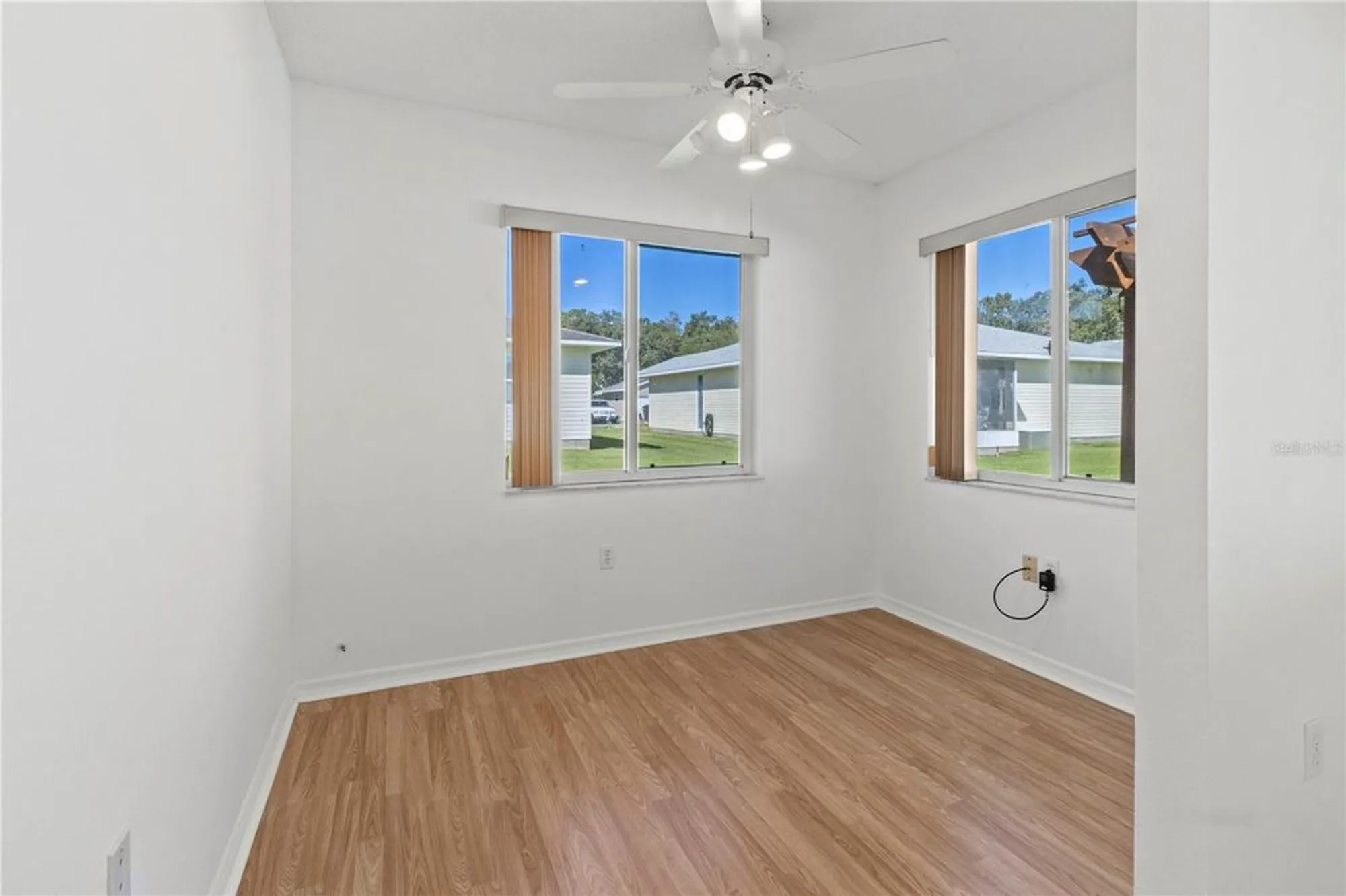 Property Slideshow image 16 of 46 | 1618 birchwood loop, Lakeland, FL, 33811