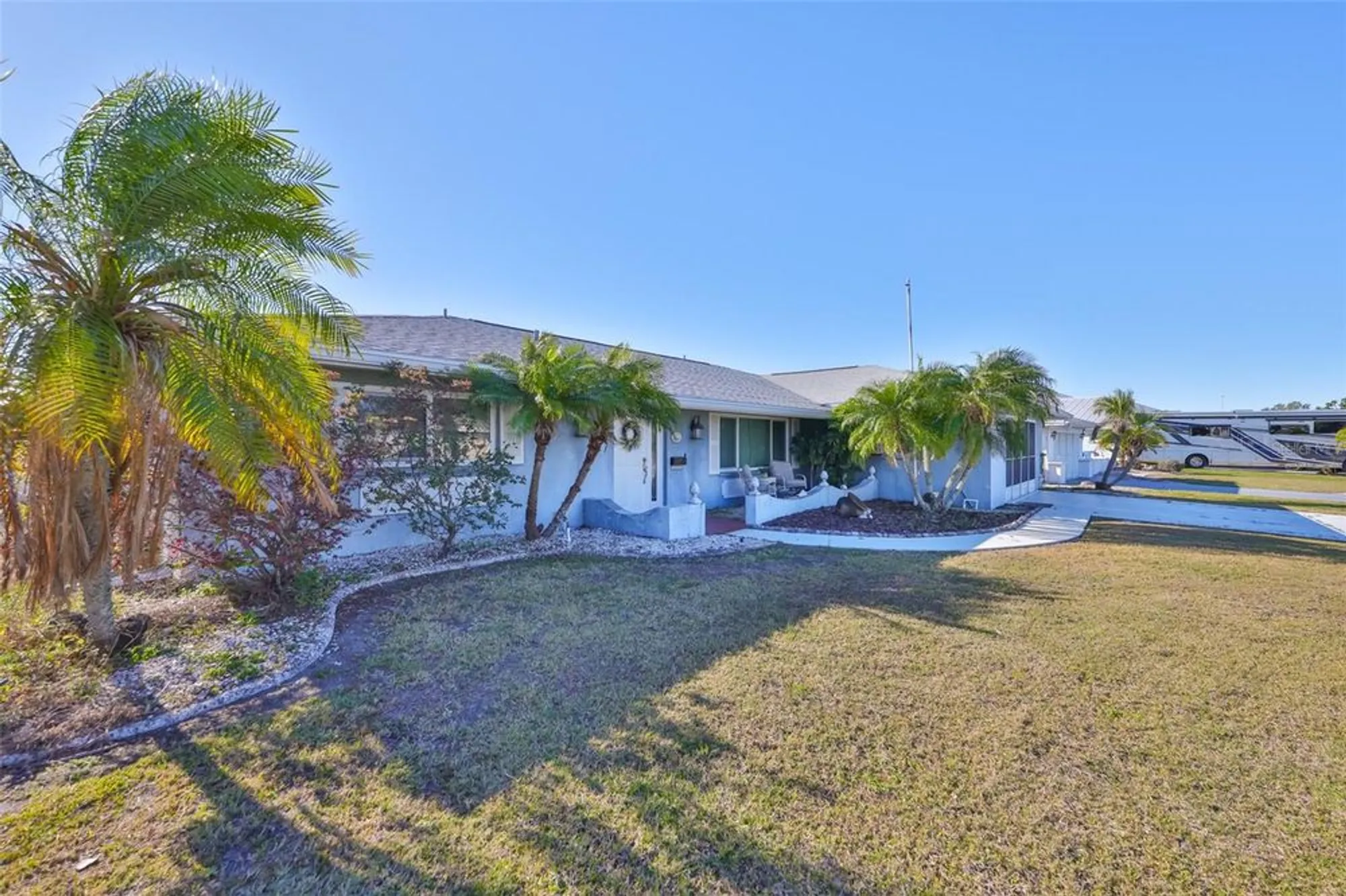 Property Slideshow image 52 of 53 | 672 allegheny dr, Sun City Center, FL, 33573