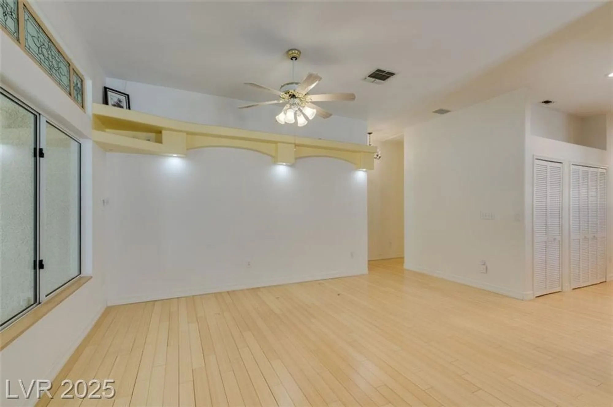 Property Slideshow image 8 of 30 | 2035 poppywood ave, Henderson, NV, 89012