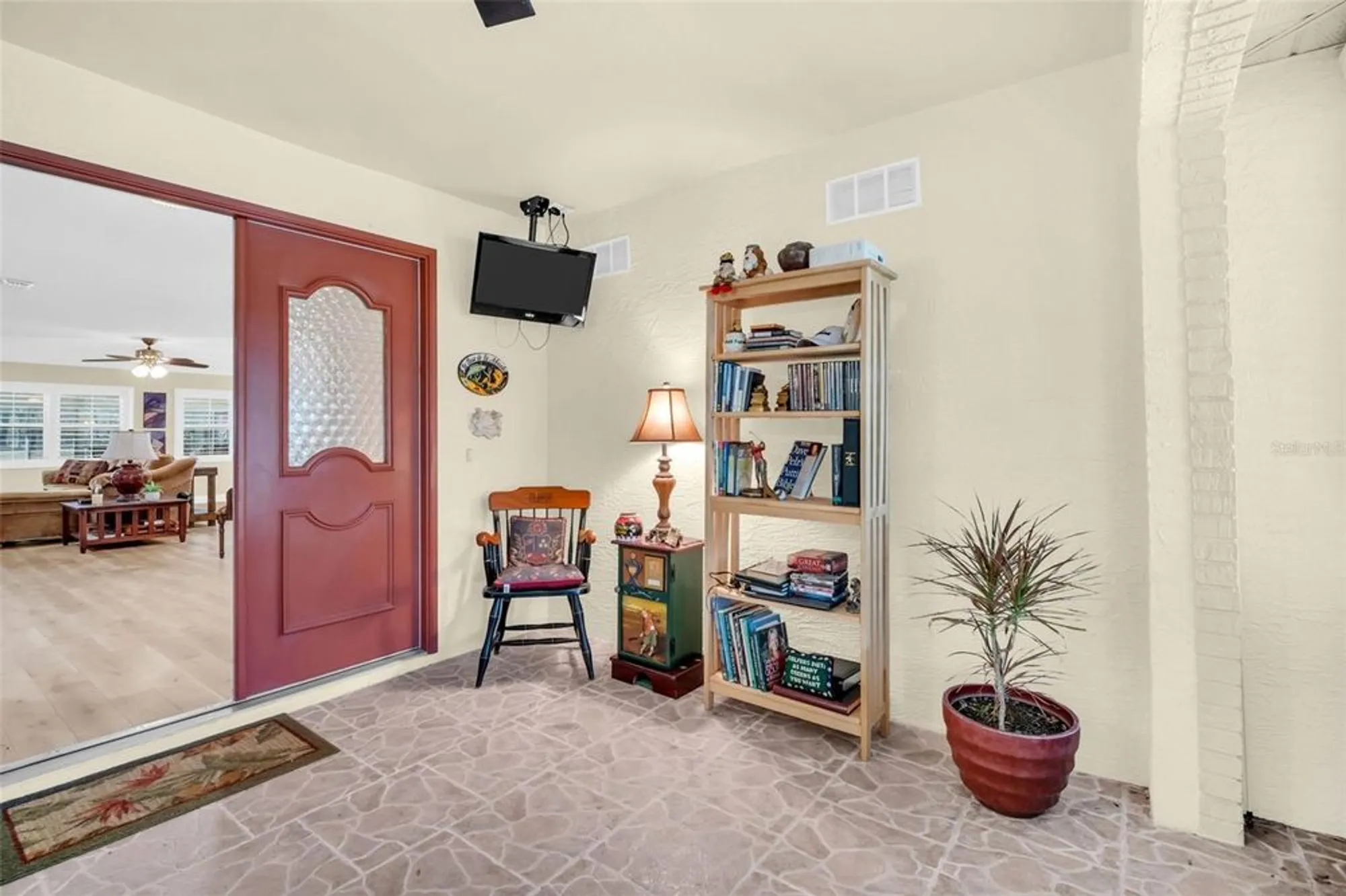 Property Slideshow image 6 of 57 | 1222 gillespie dr, Palm Harbor, FL, 34684