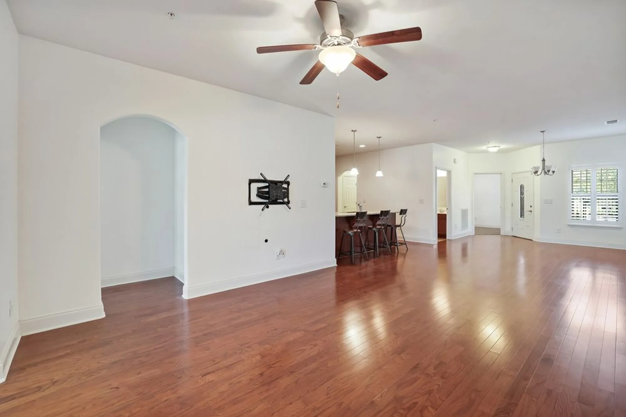 Property Slideshow image 10 of 45 | 304 thesing ct pvt, Nolensville, TN, 37135