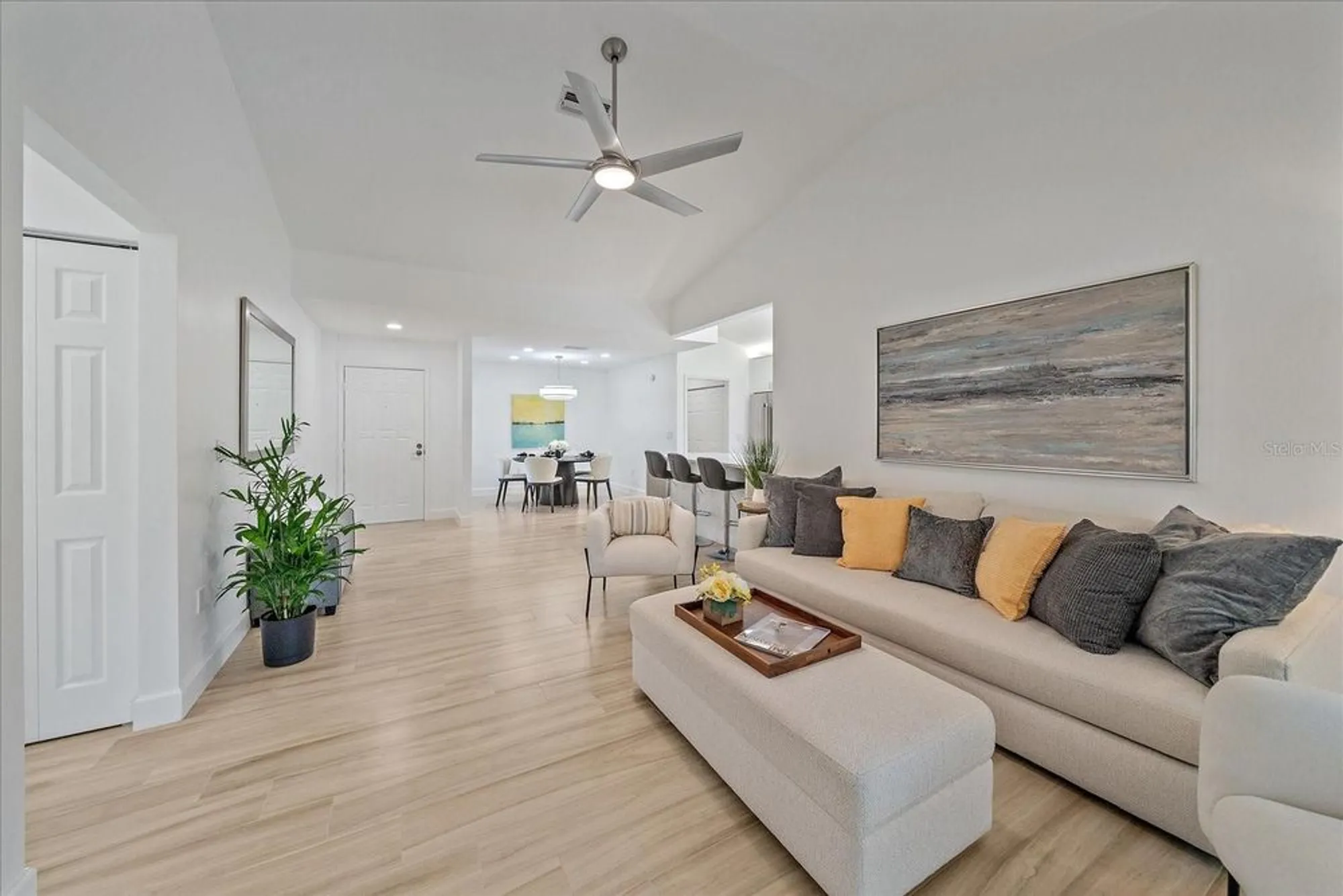 Property Slideshow image 7 of 33 | 1684 pintail way 7, Sarasota, FL, 34231