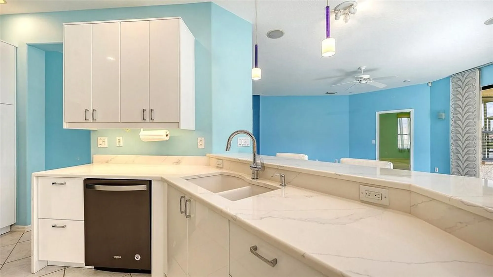 Property Slideshow image 20 of 74 | 4160 mackay falls ter, Sarasota, FL, 34243