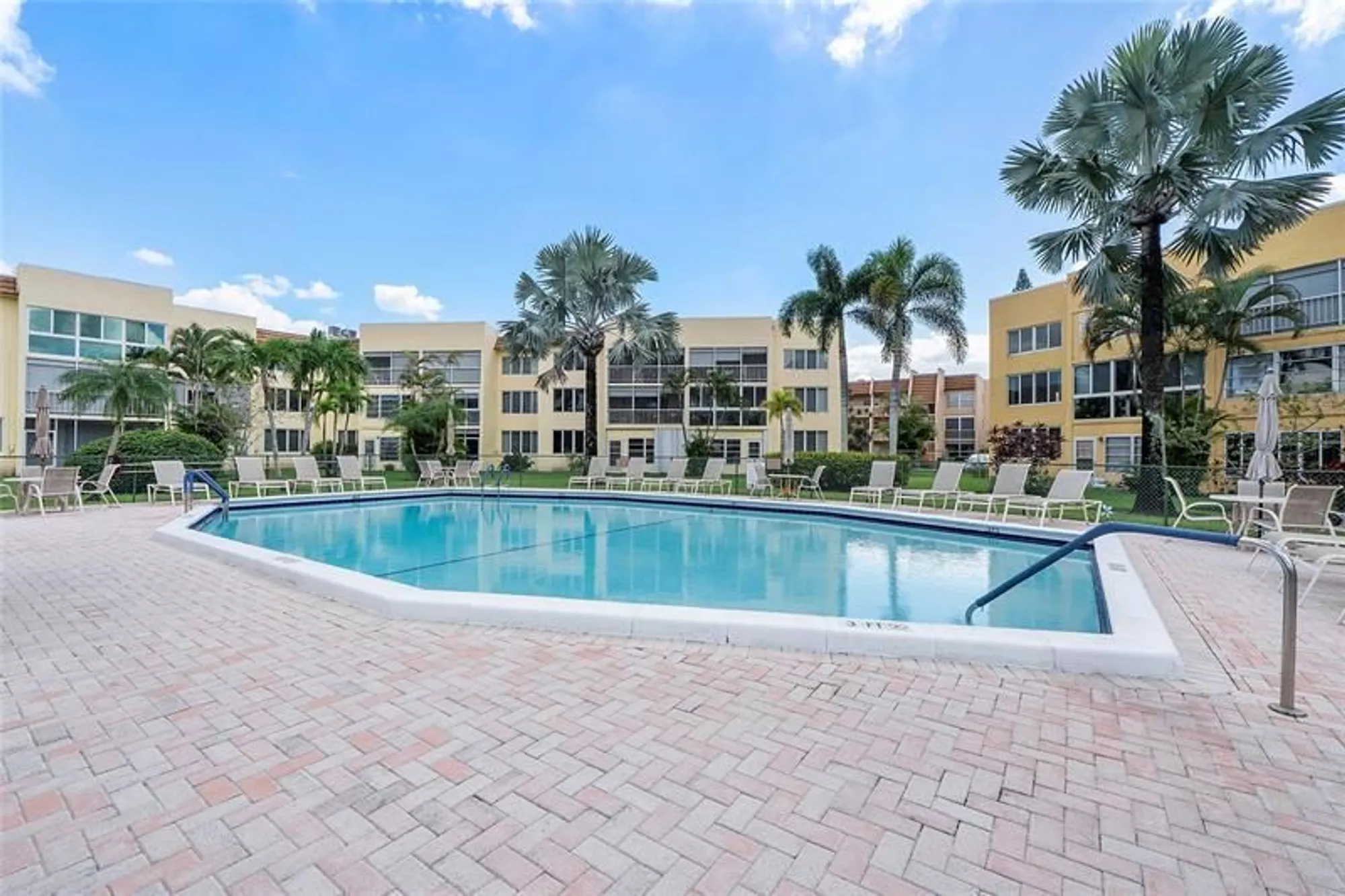 Property Slideshow image 44 of 50 | 6890 royal palm blvd 102h, Margate, FL, 33063