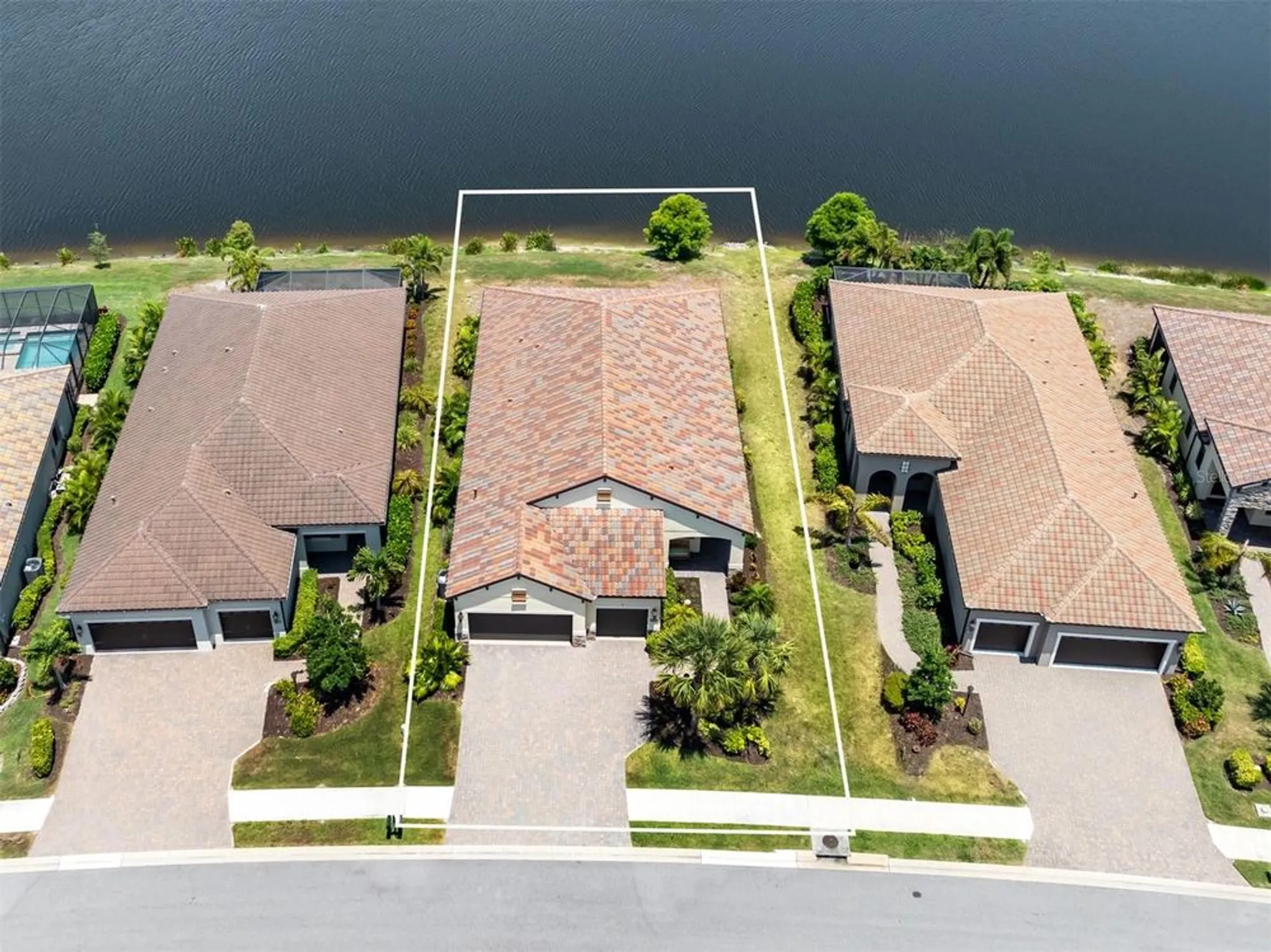 Property Slideshow image 25 of 60 | 26825 weiskopf dr, Englewood, FL, 34223