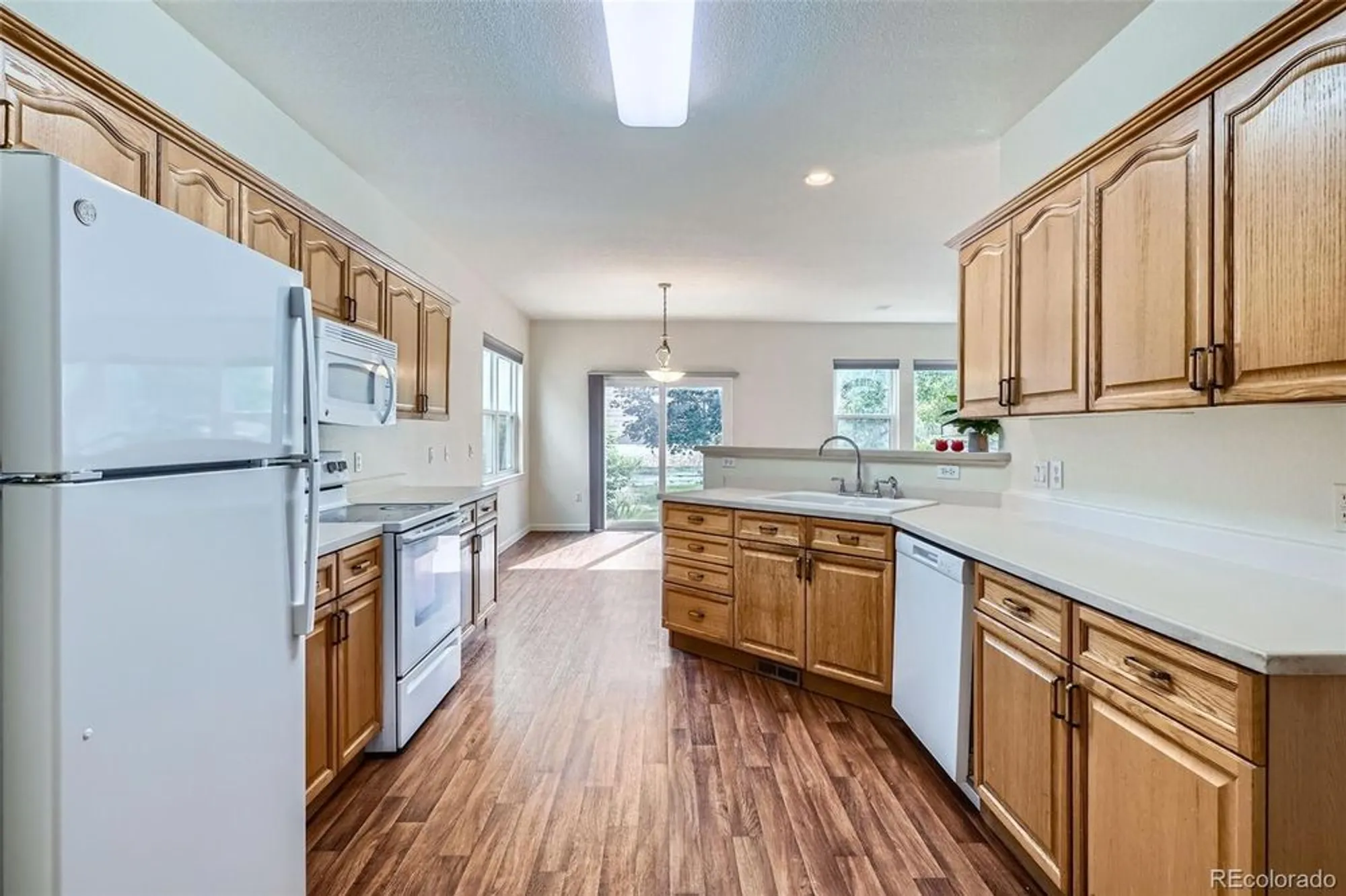 Property Slideshow image 12 of 36 | 7831 s addison way, Aurora, CO, 80016