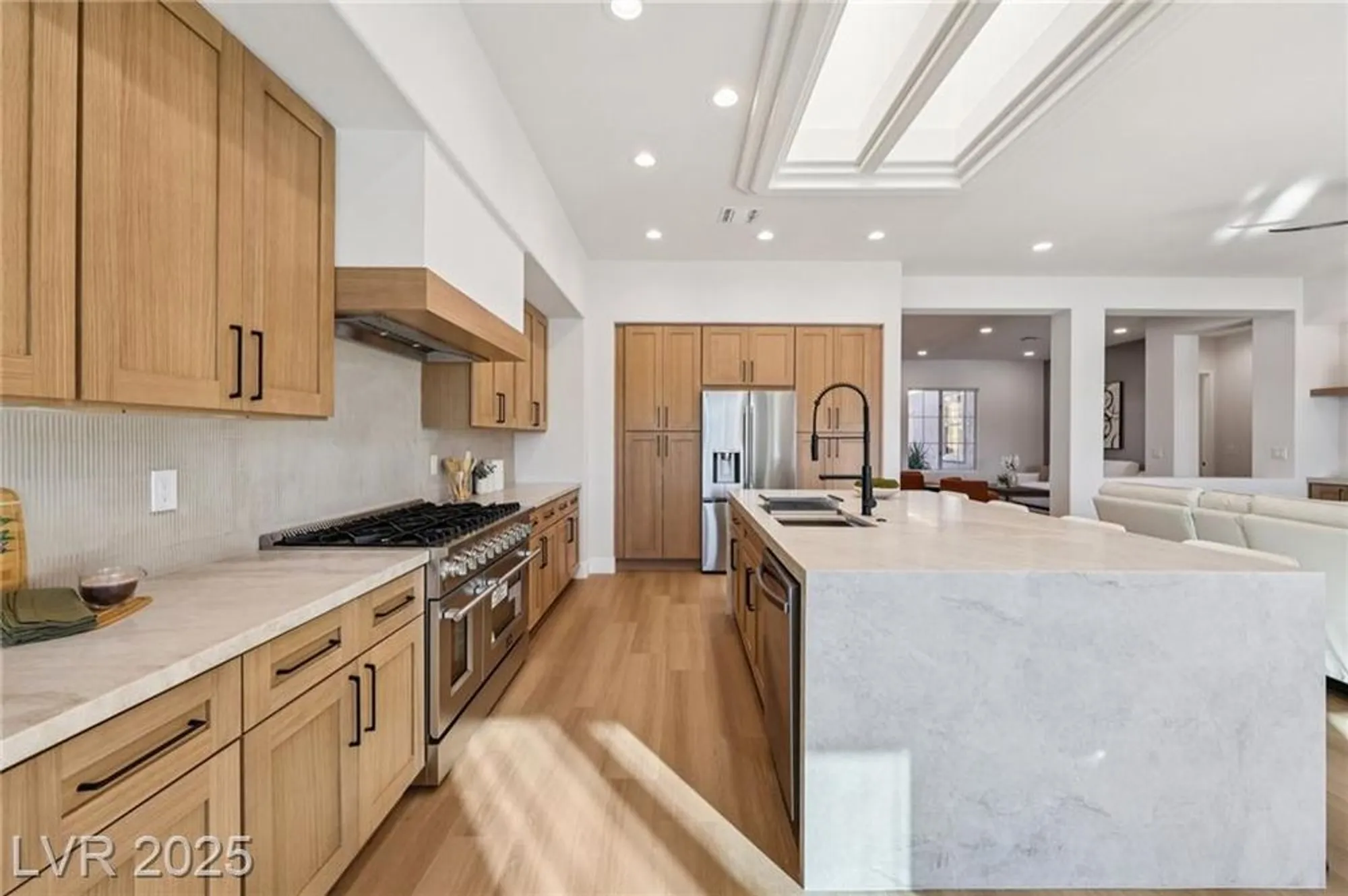 Property Slideshow image 28 of 84 | 2695 olivia heights ave, Henderson, NV, 89052