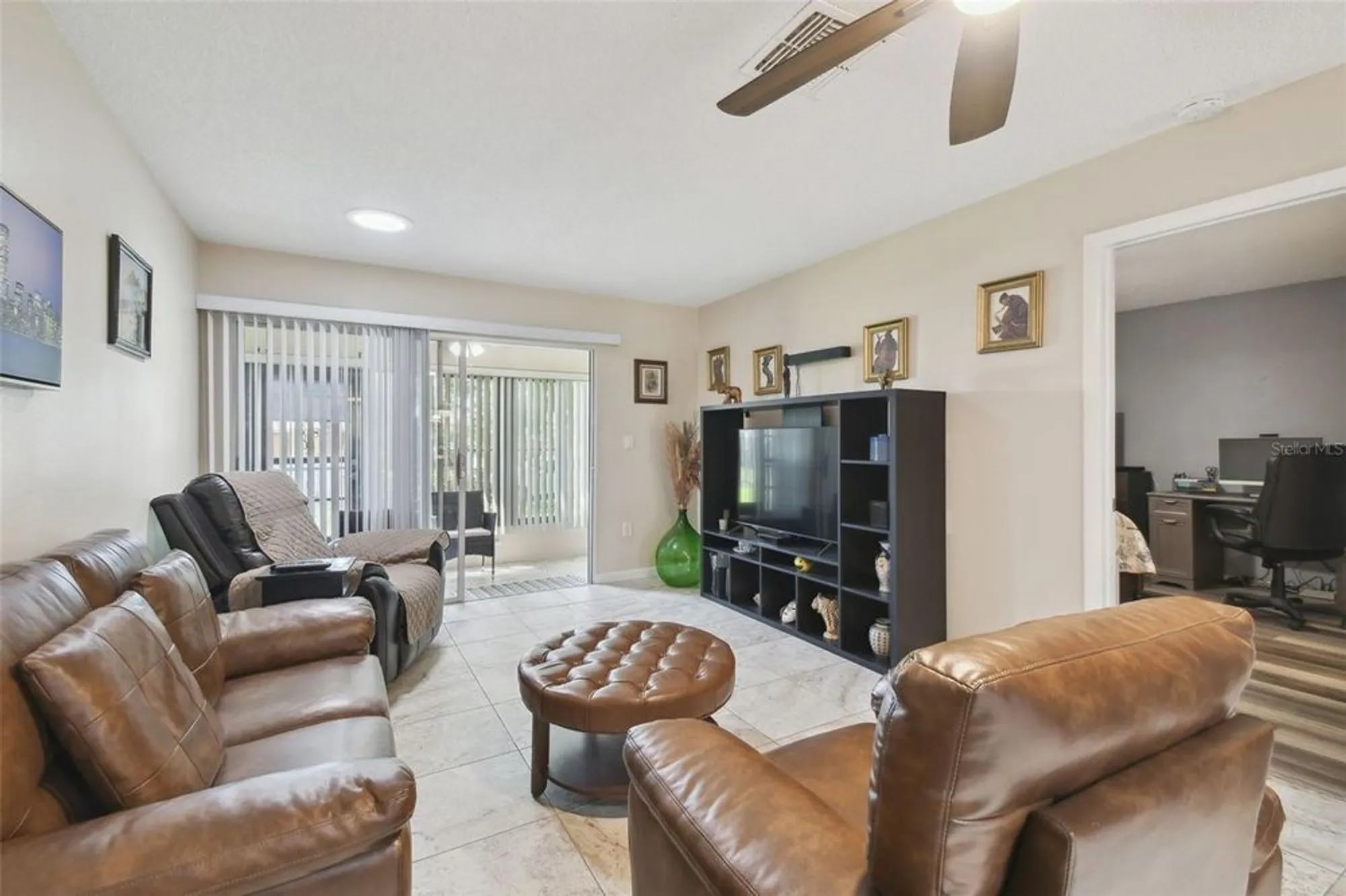 Property Slideshow image 17 of 89 | 8130 braddock cir 3, Port Richey, FL, 34668