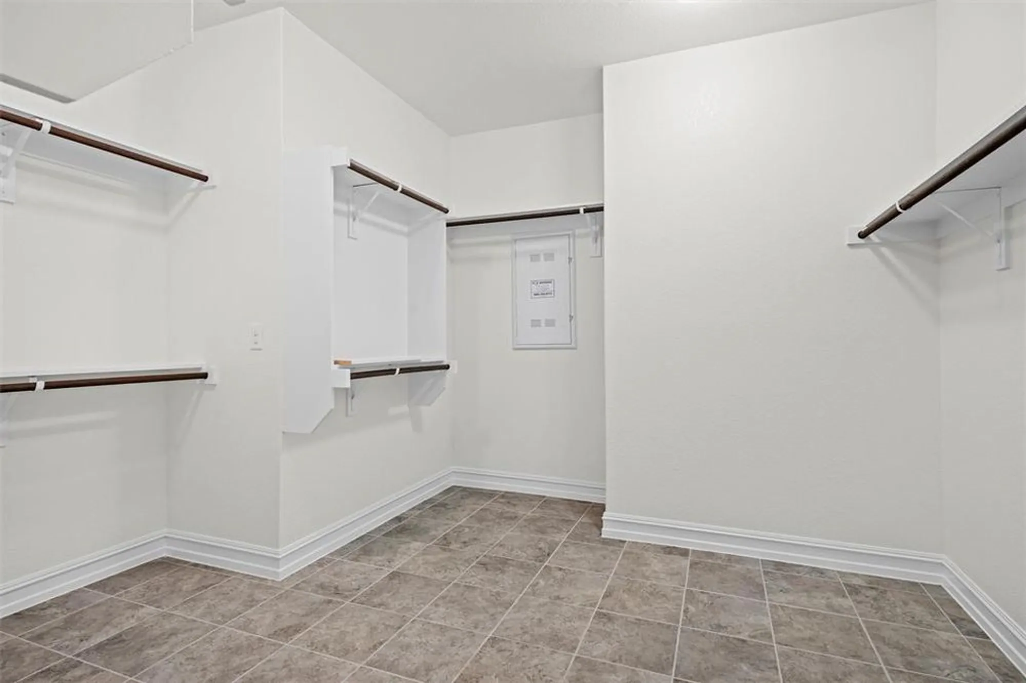 Property Slideshow image 15 of 38 | 2112 vista creek dr, Frisco, TX, 75036