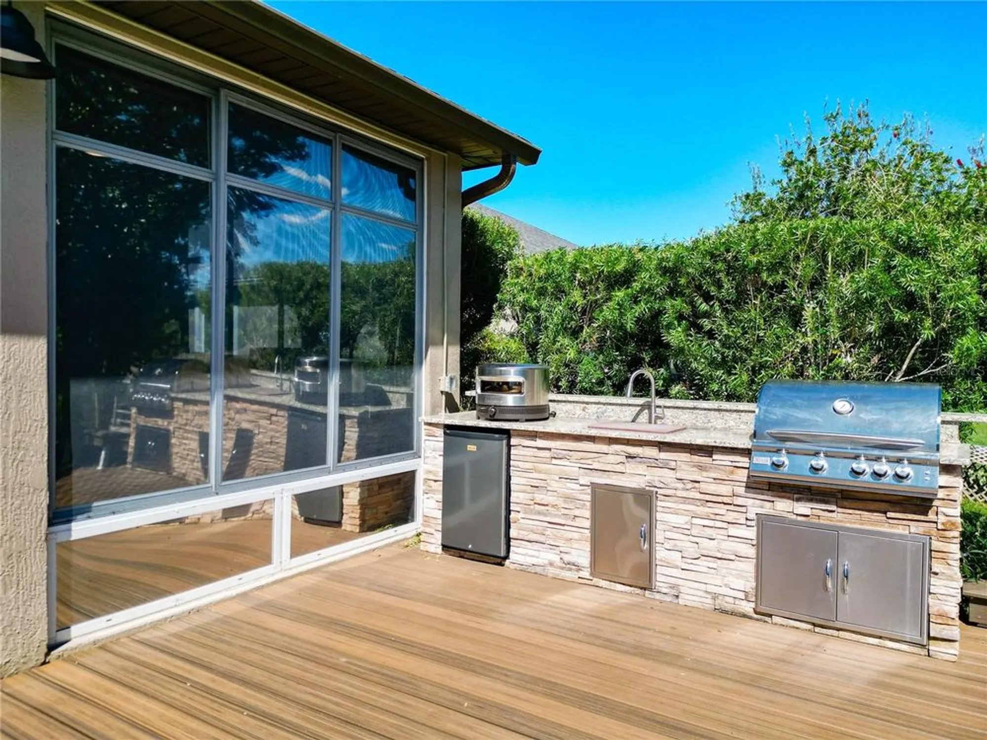 Property Slideshow image 25 of 50 | 6128 landings blvd, Lady Lake, FL, 32159