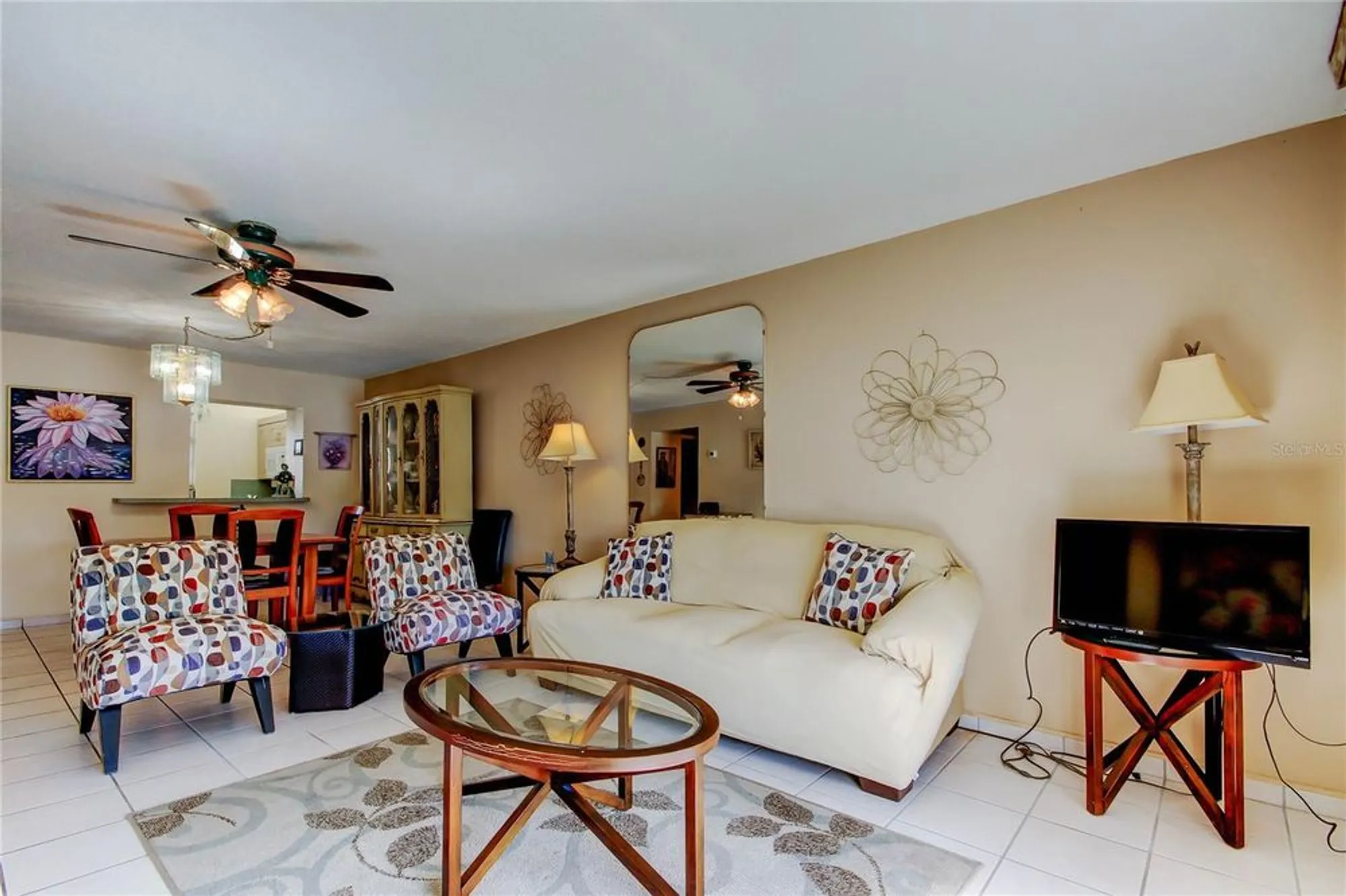 Property Slideshow image 19 of 45 | 7425 bay island dr 203, South Pasadena, FL, 33707
