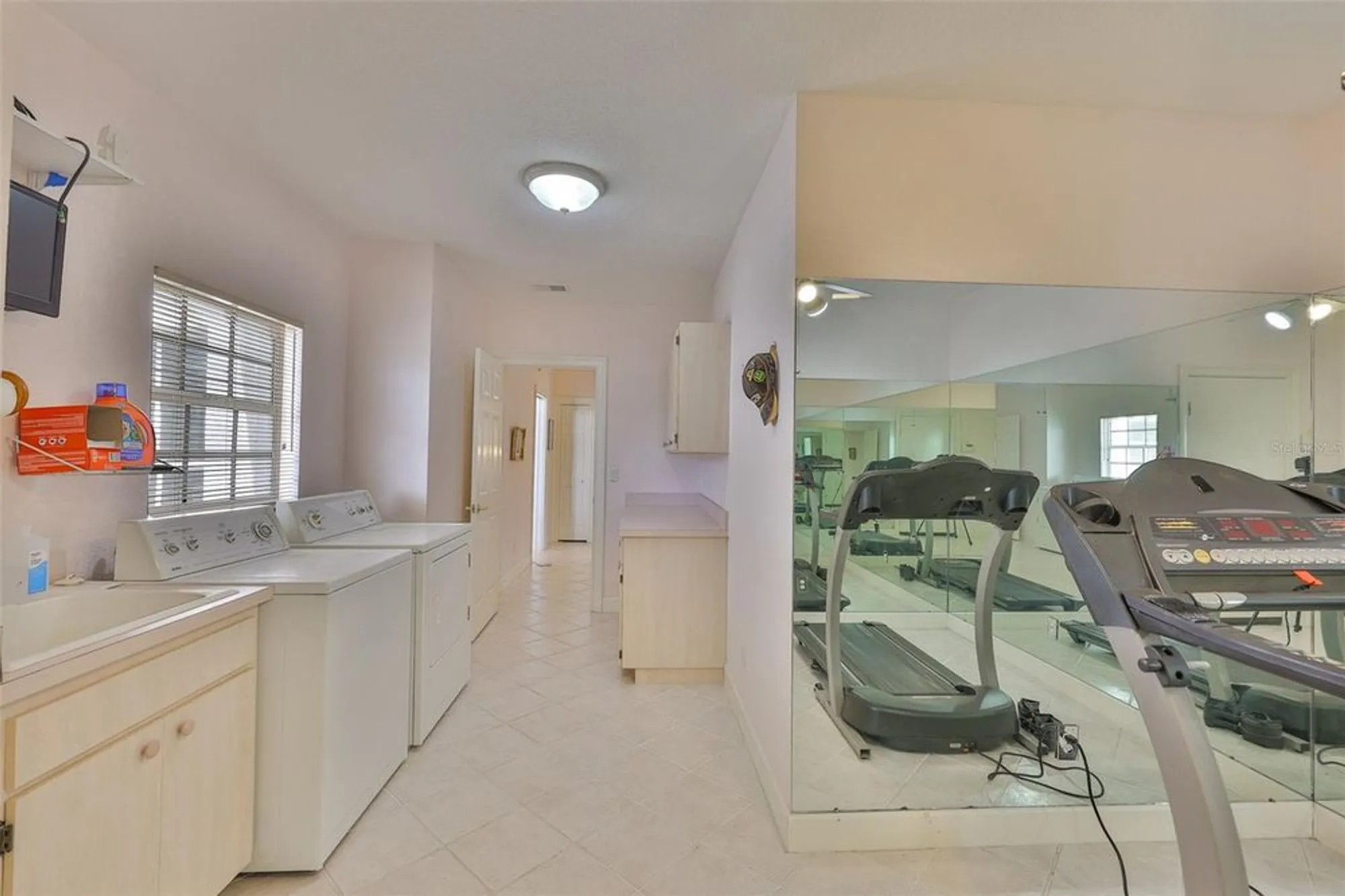 Property Slideshow image 40 of 62 | 2115 platinum dr, Sun City Center, FL, 33573
