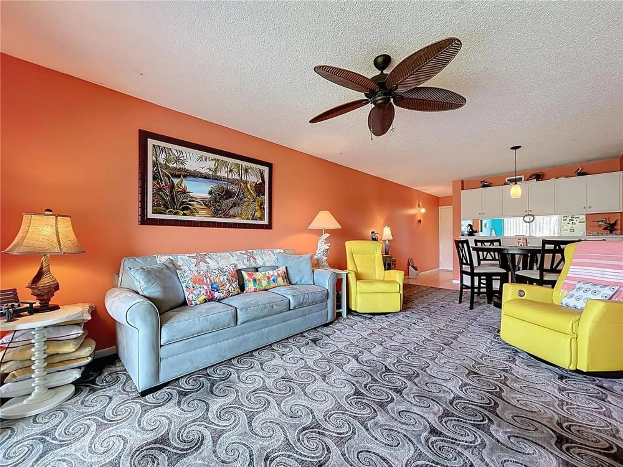 Property Slideshow image 3 of 28 | 6269 palma del mar blvd s apt 215, St Petersburg, FL, 33715