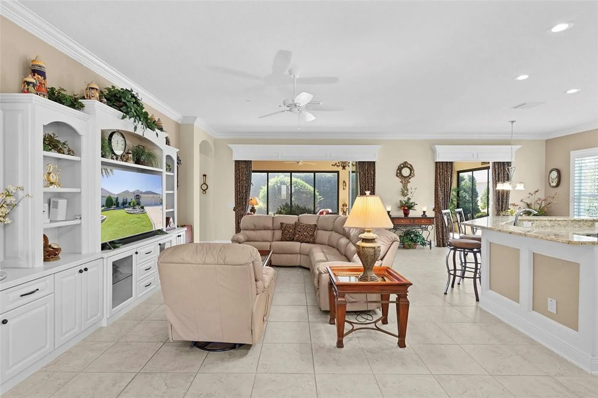 Property Slideshow image 16 of 69 | 2259 isleworth cir, The Villages, FL, 32163