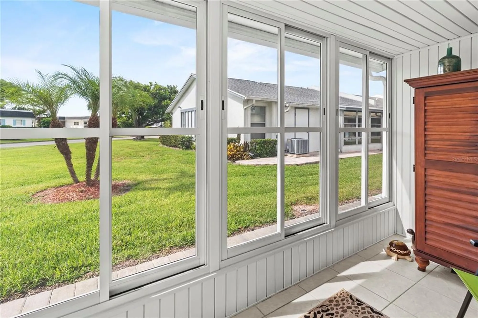 Property Slideshow image 15 of 57 | 3619 36th avenue dr, Bradenton, FL, 34205