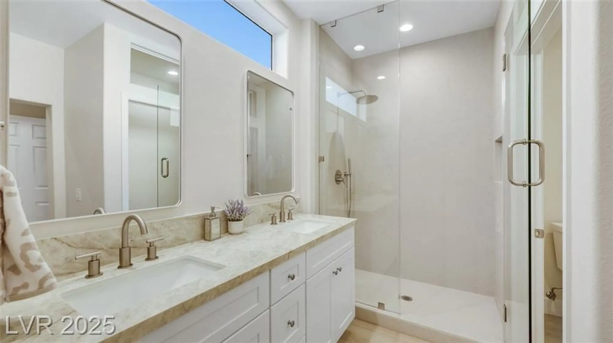 Property Slideshow image 21 of 39 | 3025 bonnie rock dr, Las Vegas, NV, 89134