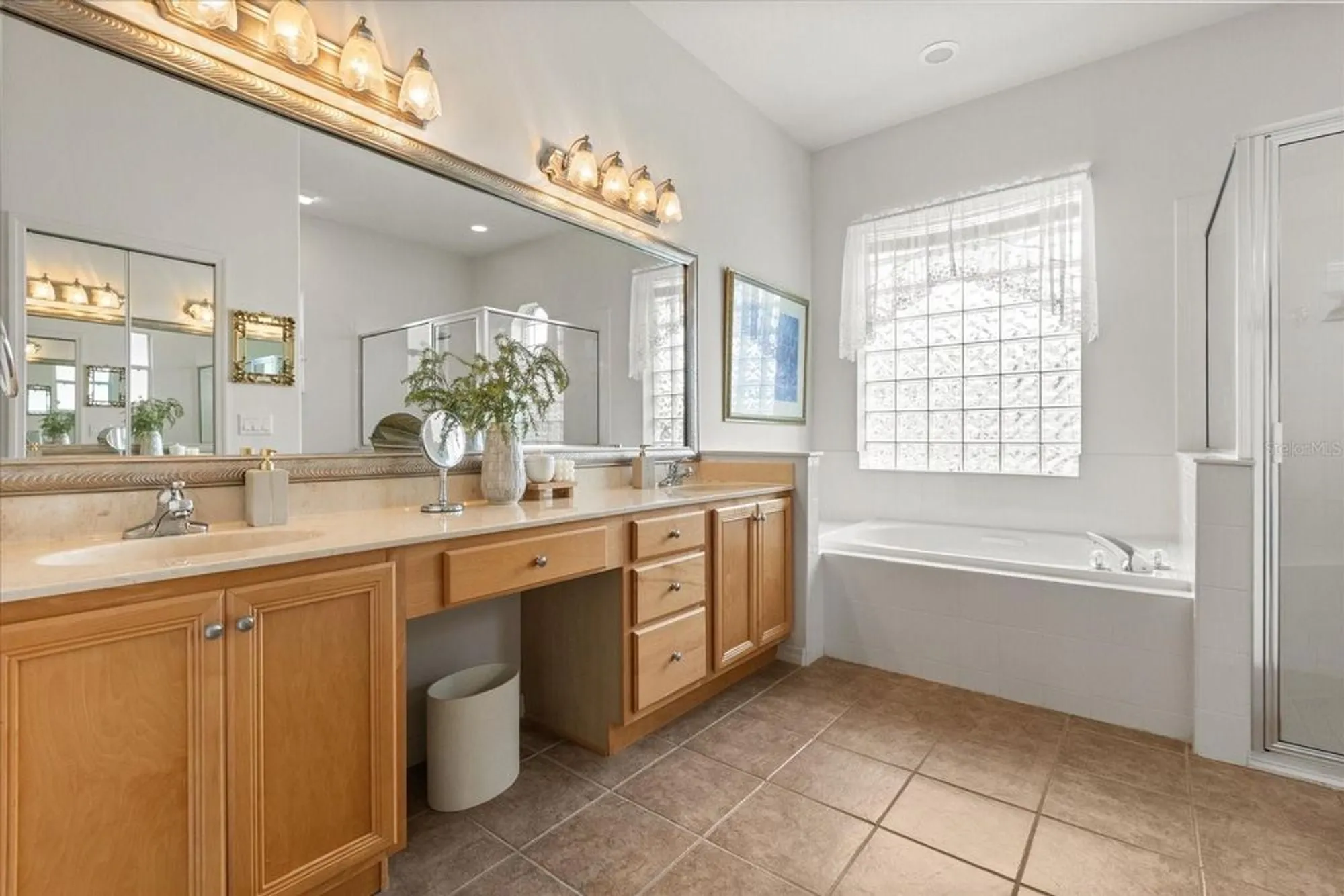 Property Slideshow image 18 of 36 | 3603 westover cir, Leesburg, FL, 34748