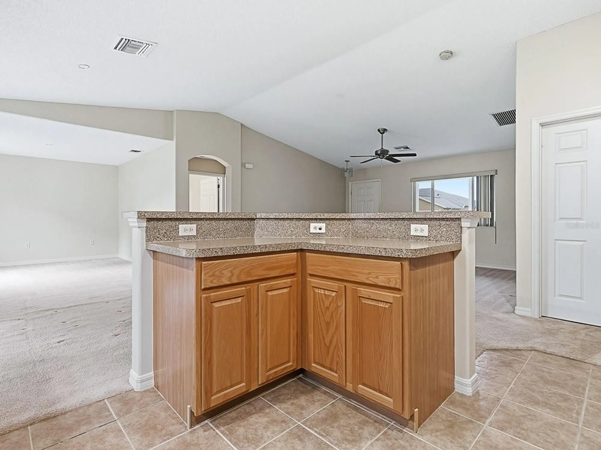 Property Slideshow image 20 of 41 | 231 bentwood dr, Leesburg, FL, 34748