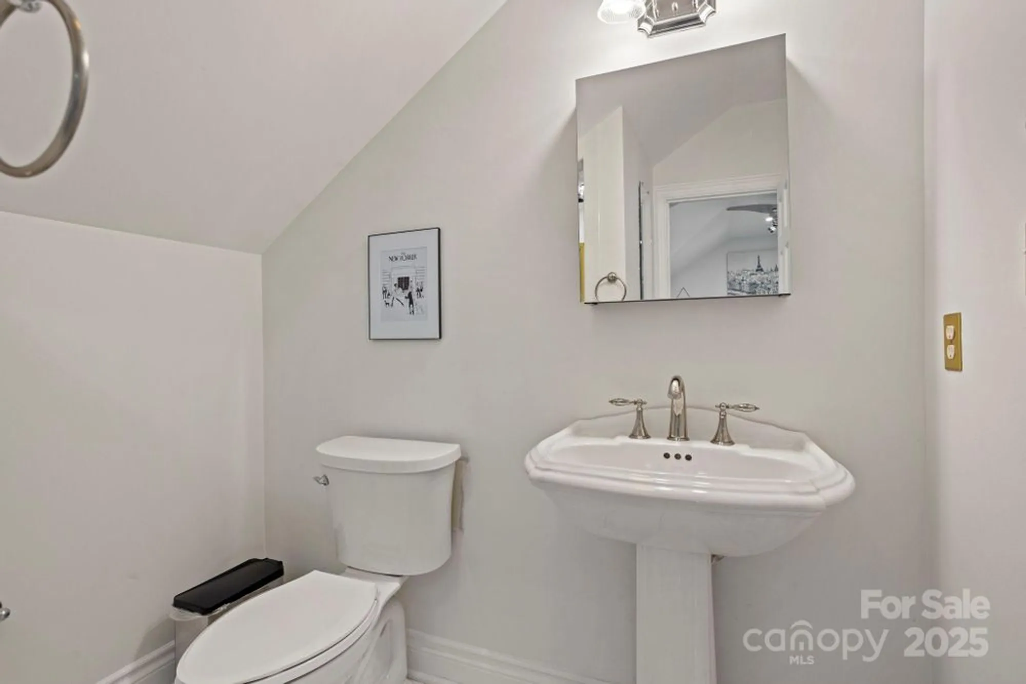 Property Slideshow image 34 of 48 | 117 founders dr, Flat Rock, NC, 28731