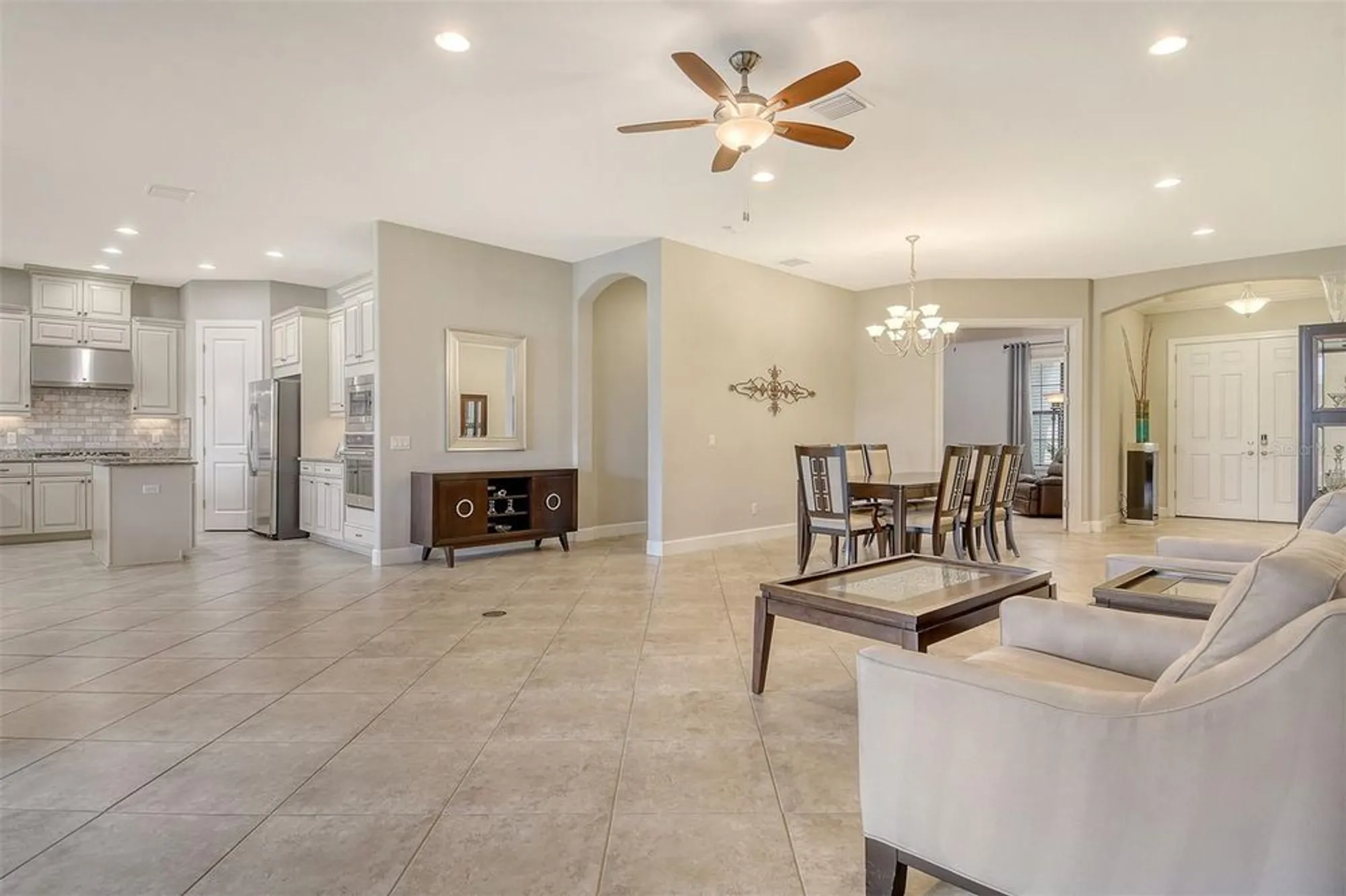Property Slideshow image 13 of 79 | 4916 tivoli run, Bradenton, FL, 34211