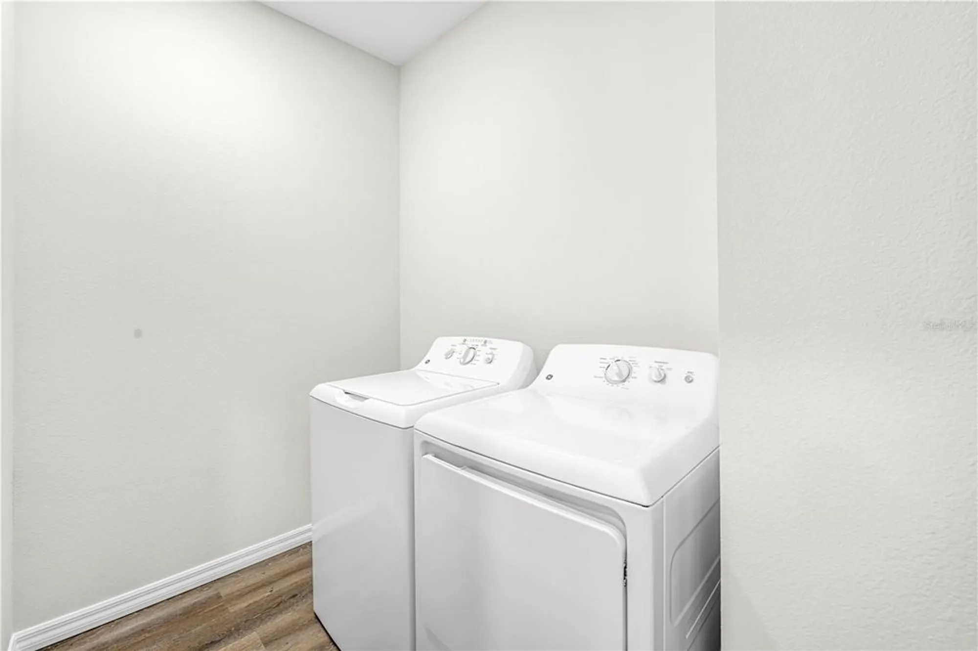 Property Slideshow image 38 of 75 | 9313 gentle ben ct, Weeki Wachee, FL, 34613