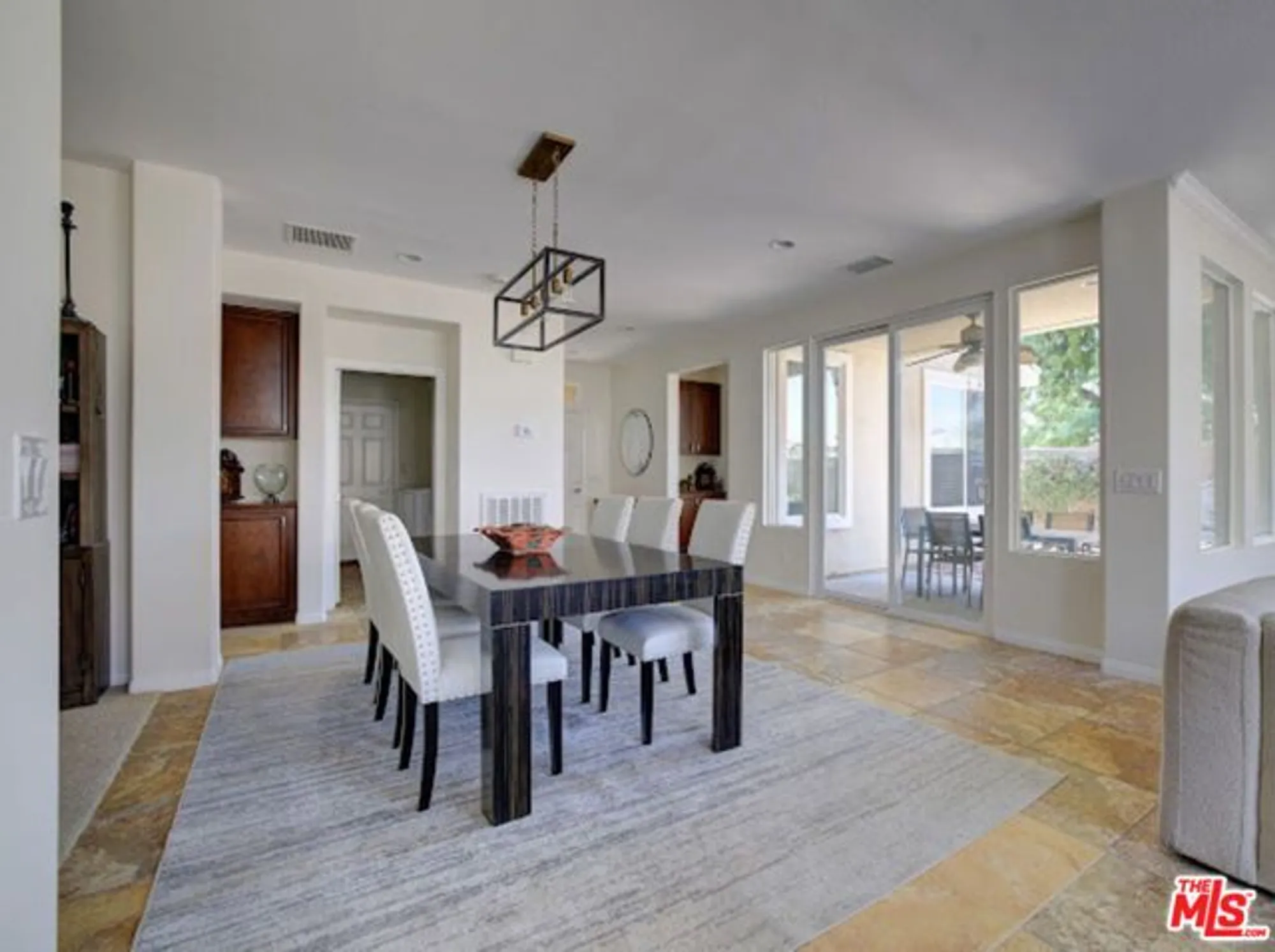 Property Slideshow image 9 of 38 | 81634 desert willow dr, La Quinta, CA, 92253