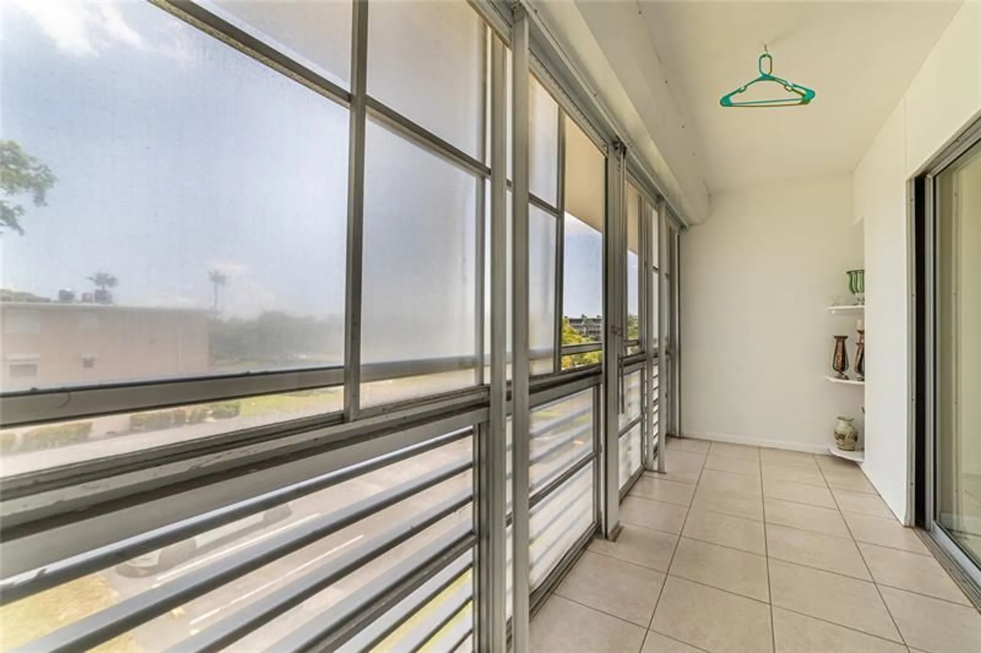 Property Slideshow image 13 of 35 | 2721 garden dr 310, Lake Worth, FL, 33461