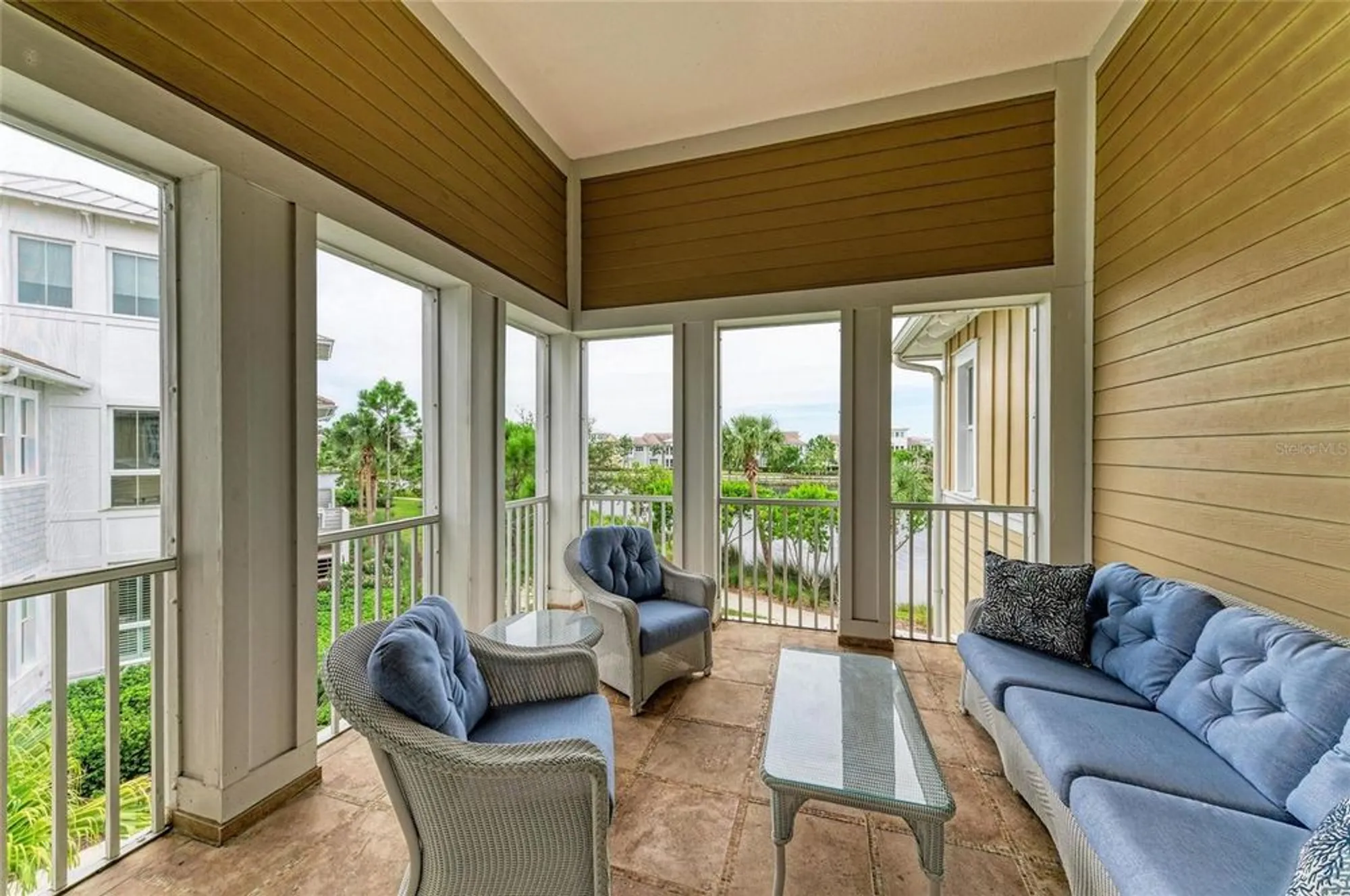 Property Slideshow image 20 of 100 | 258 sapphire lake dr unit 202, Bradenton, FL, 34209