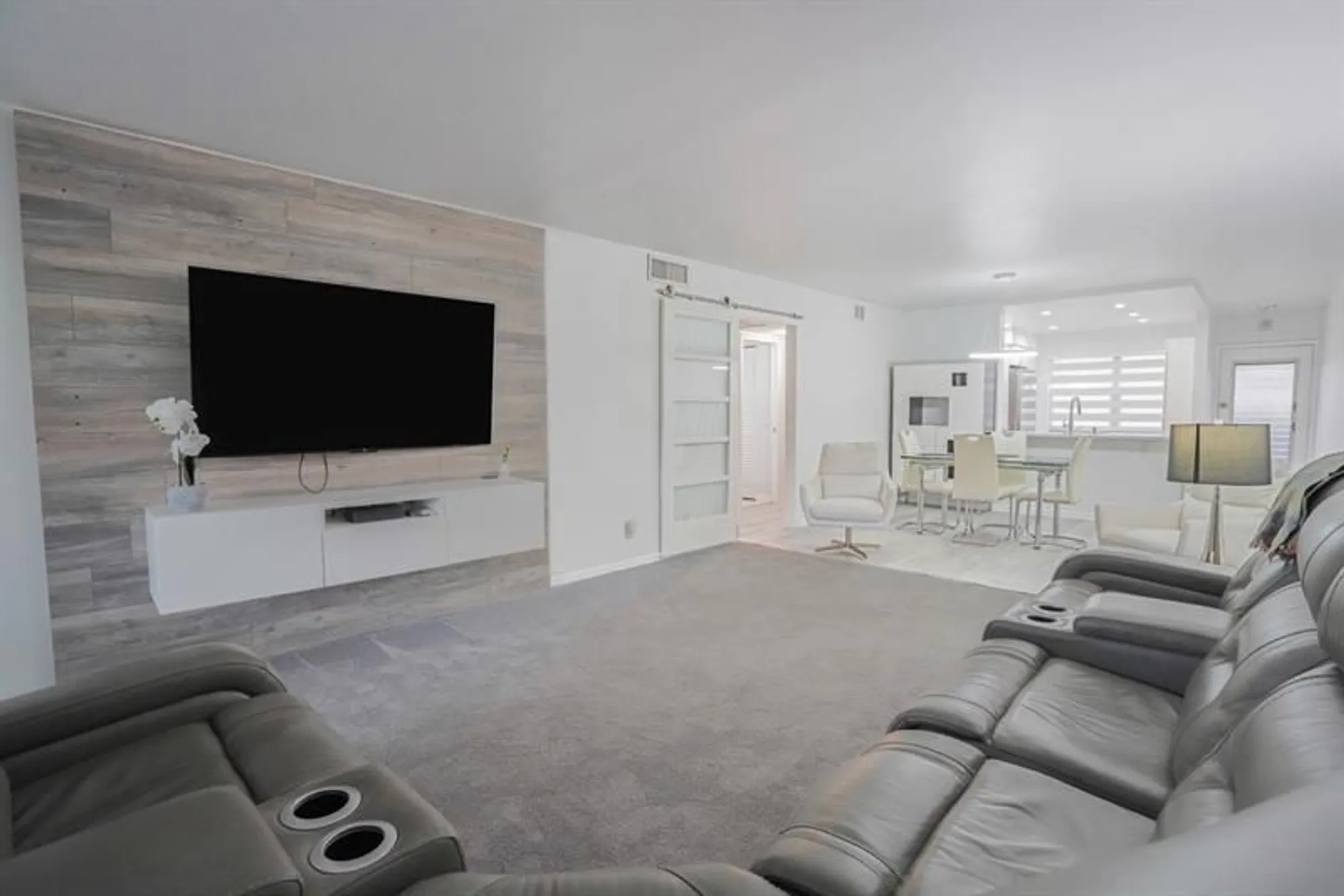 Property Slideshow image 10 of 71 | 3201 portofino pt f1, Coconut Creek, FL, 33066