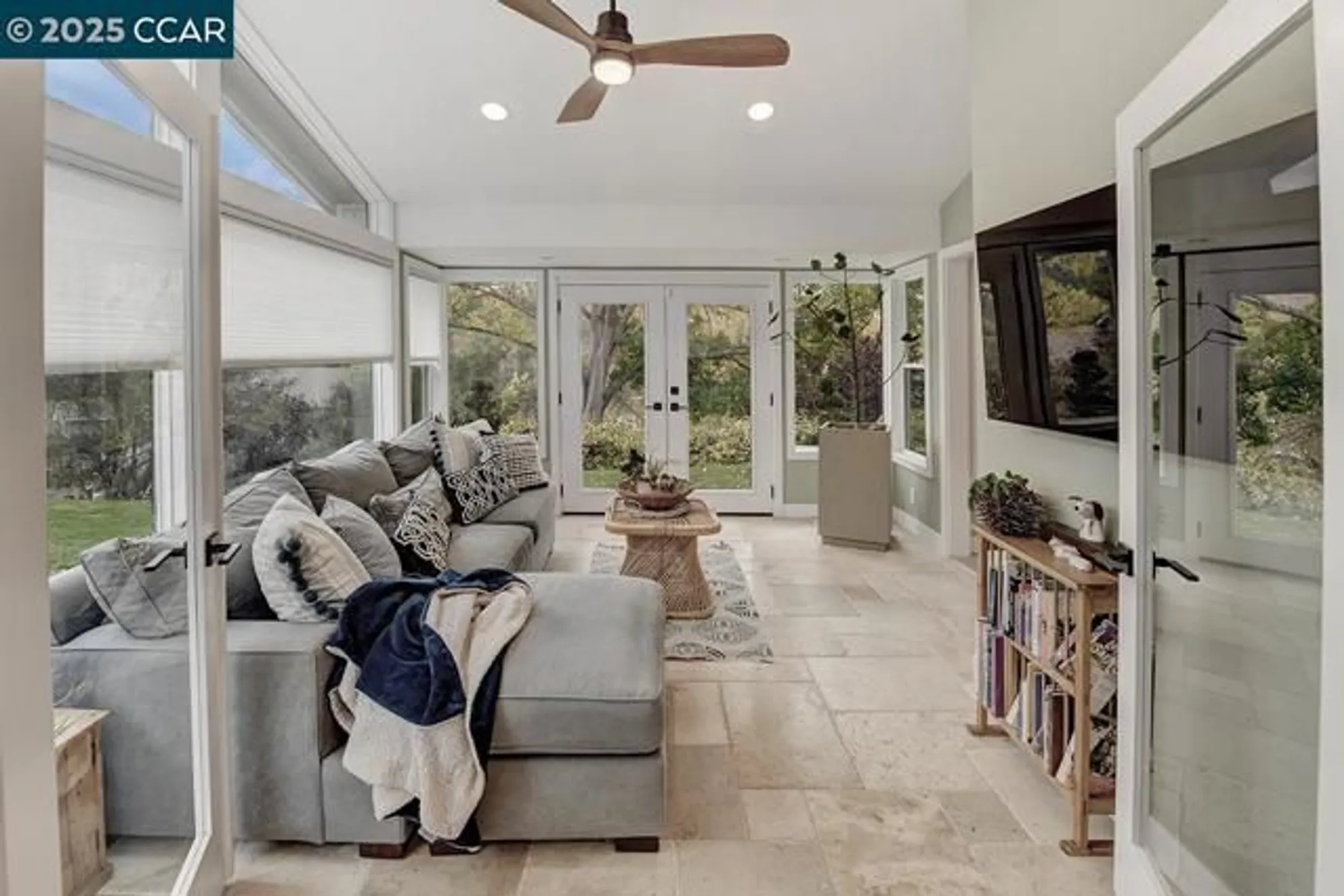 Property Slideshow image 16 of 57 | 925 terra california dr 1, Walnut Creek, CA, 94595