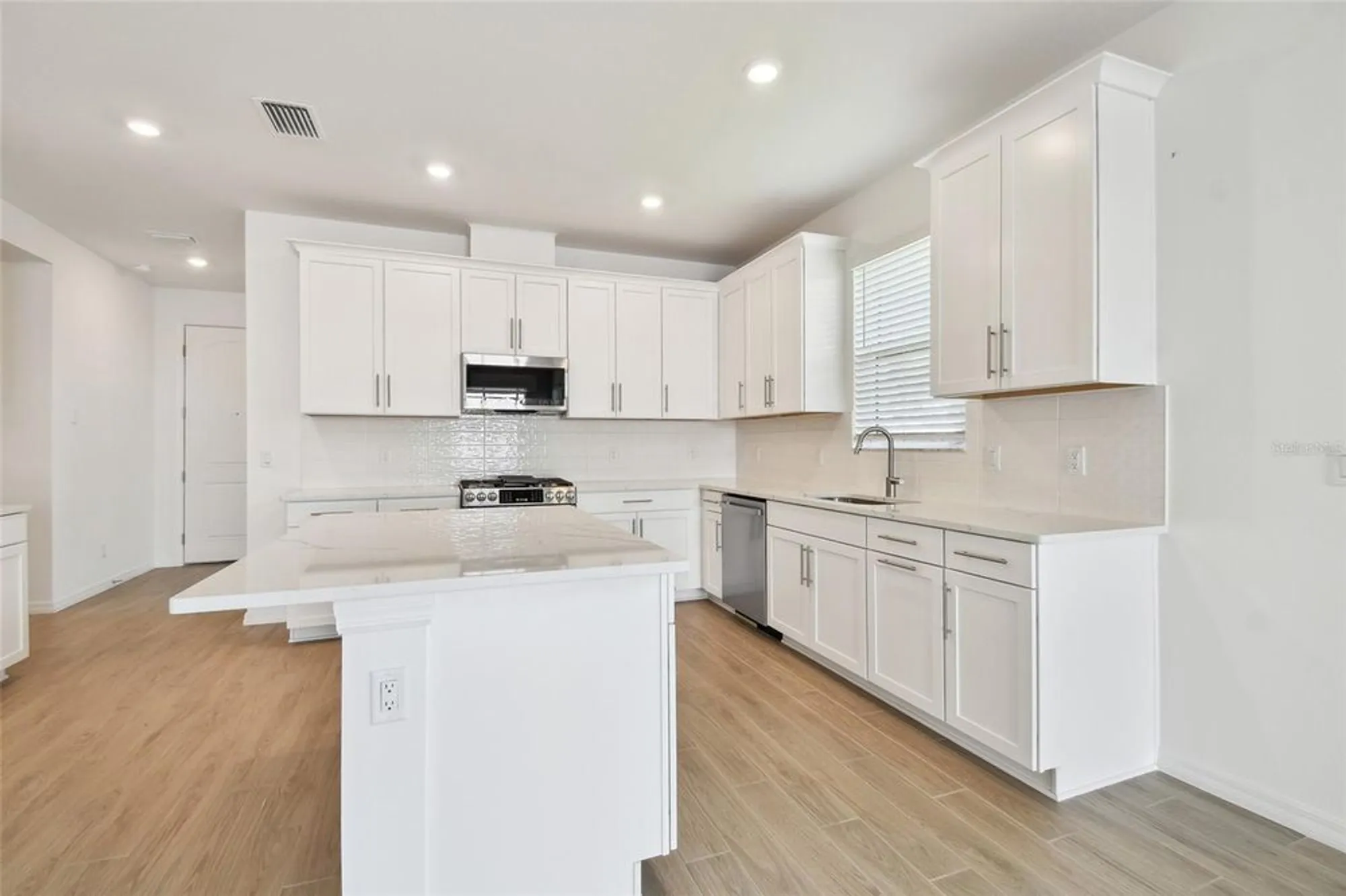 Property Slideshow image 7 of 44 | 18071 cherished loop, Lakewood Ranch, FL, 34211