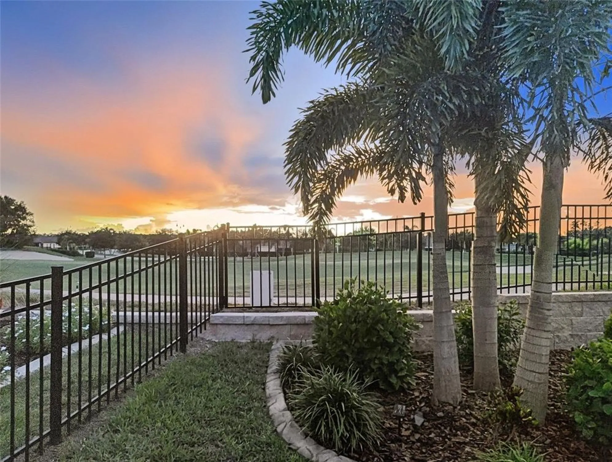 Property Slideshow image 43 of 60 | 2074 flora pass pl, Kissimmee, FL, 34747