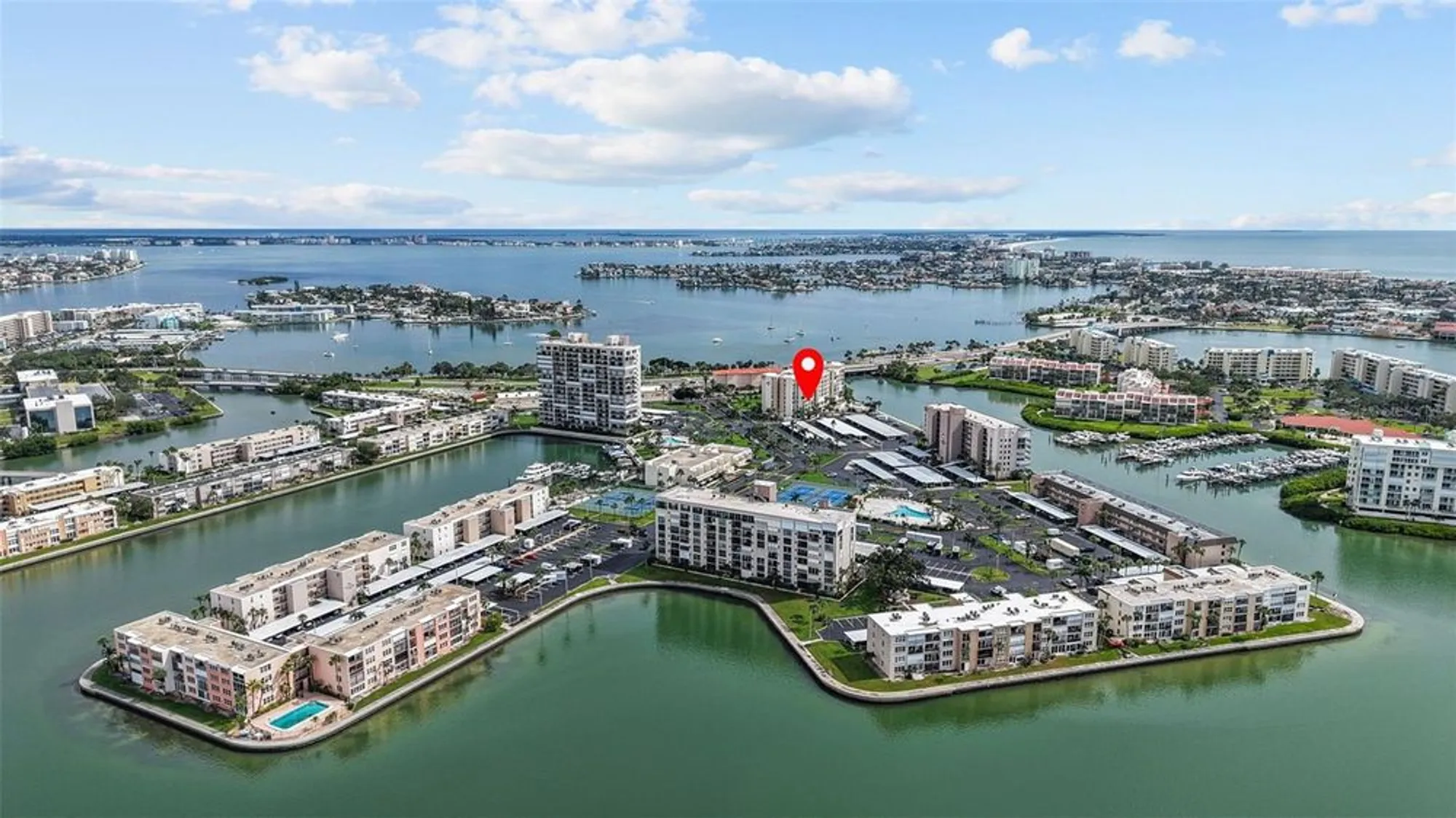 Property Slideshow image 1 of 58 | 7400 sun island dr 412, South Pasadena, FL, 33707
