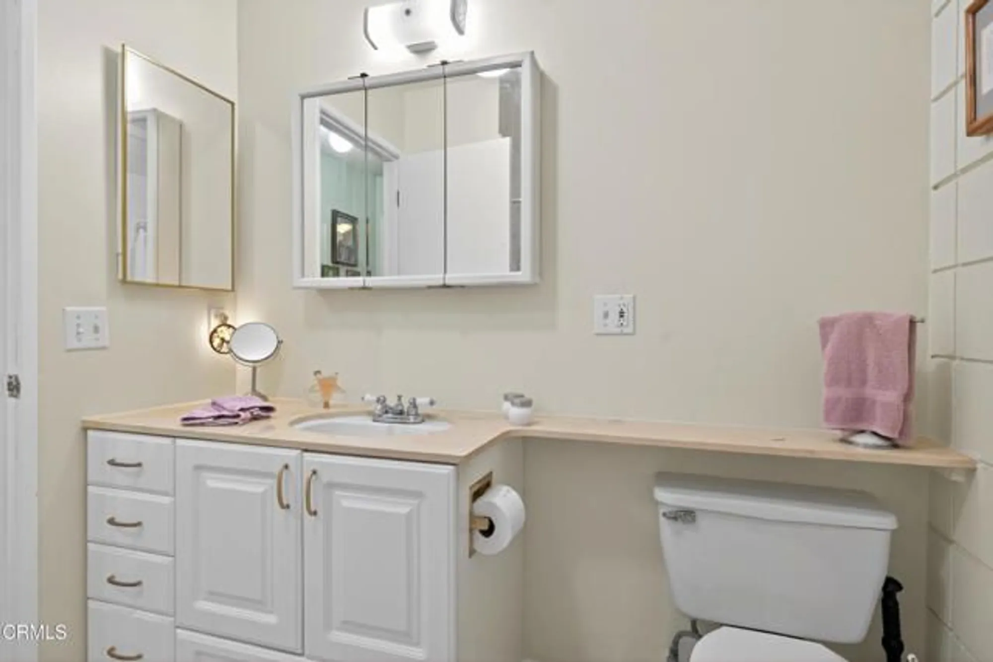 Property Slideshow image 26 of 40 | 117 w channel islands blvd, Port Hueneme, CA, 93041