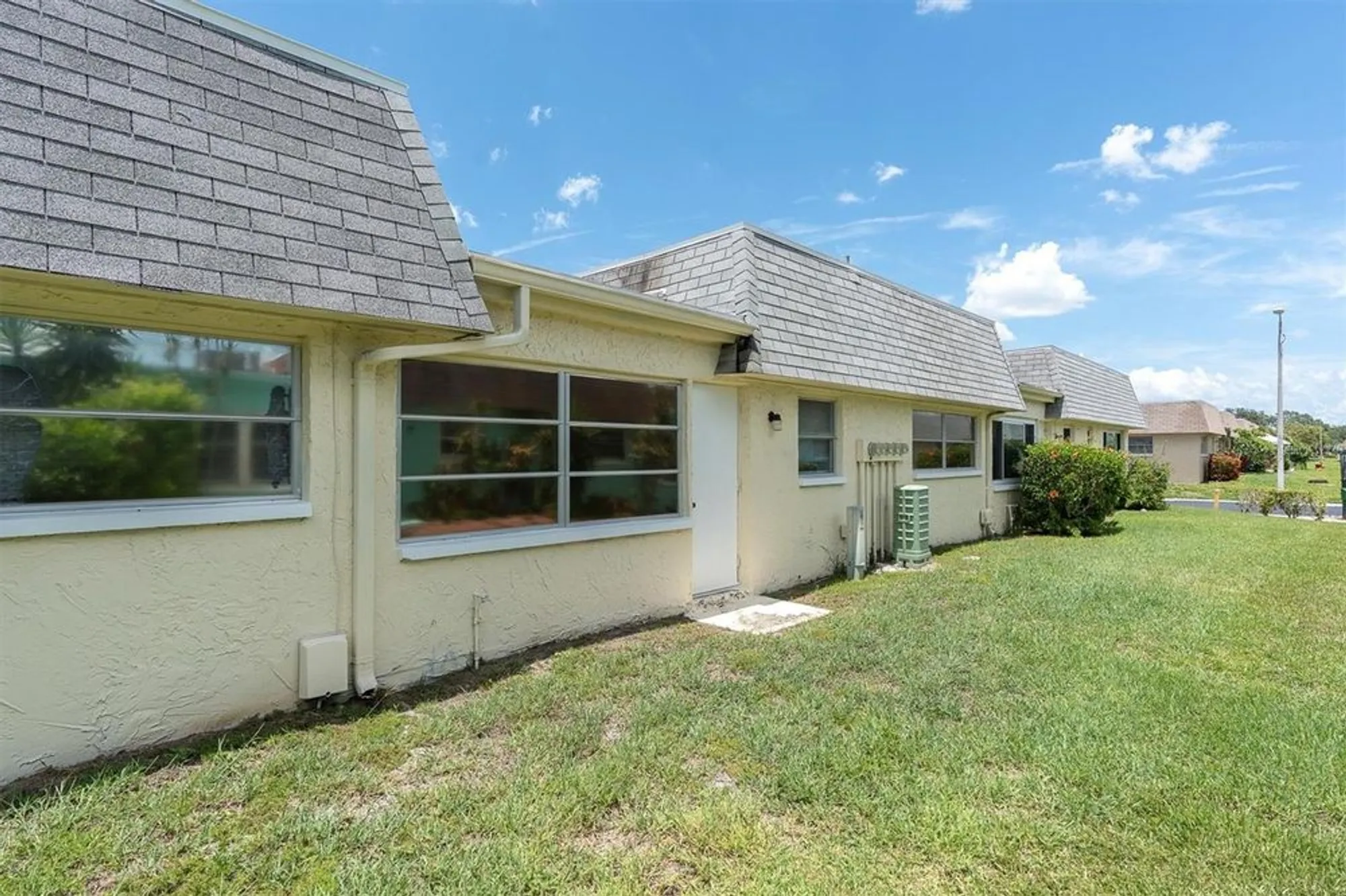 Property Slideshow image 20 of 27 | 7000 lafayette, Pinellas Park, FL, 33781