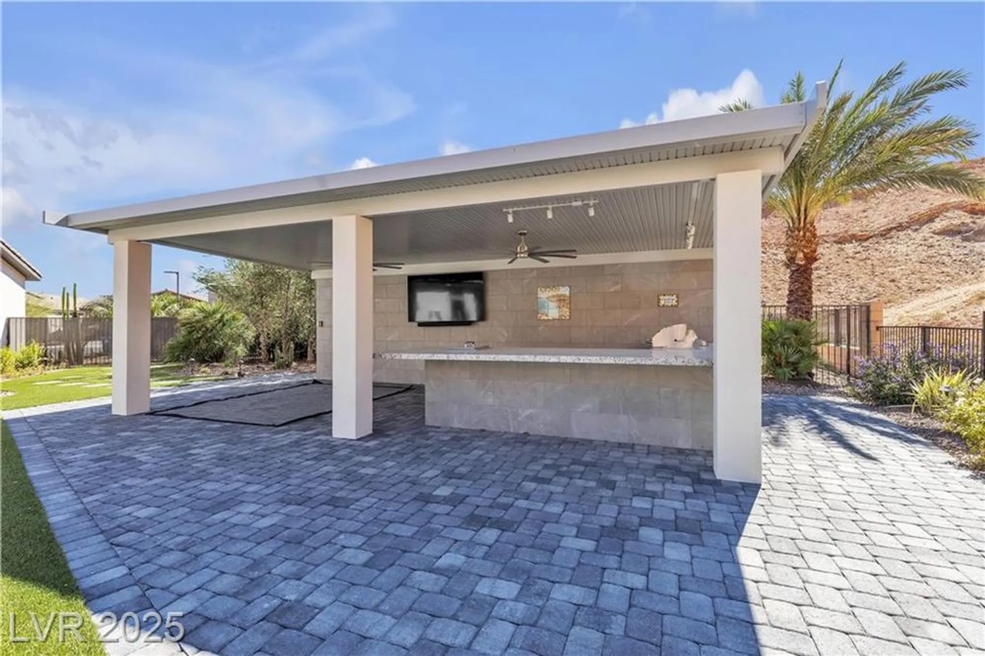 Property Slideshow image 43 of 76 | 11 acacia creek ct, Henderson, NV, 89011