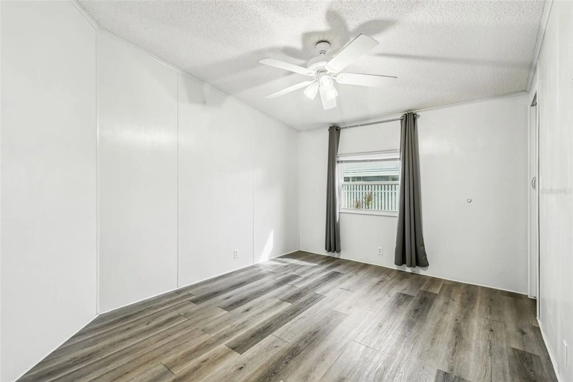 Property Slideshow image 36 of 77 | 1811 sherwood hill dr, Lakeland, FL, 33810