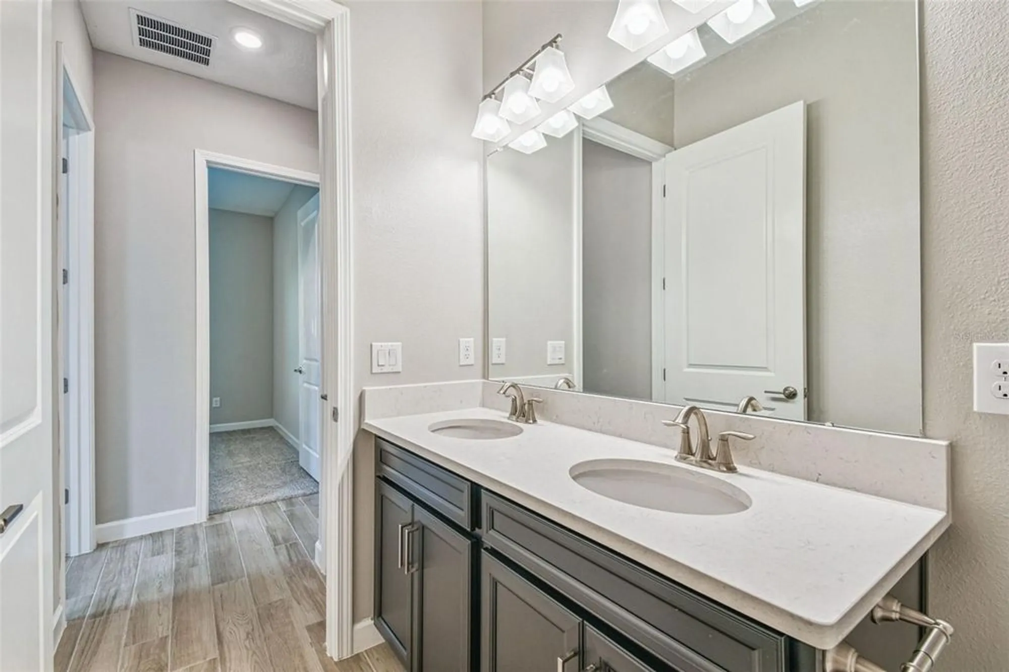 Property Slideshow image 21 of 100 | 31896 magna gulf loop, San Antonio, FL, 33576