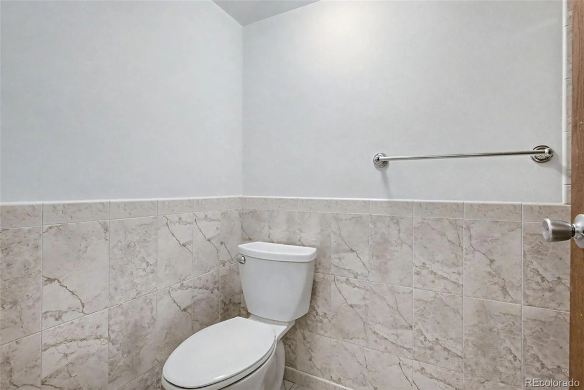 Property Slideshow image 22 of 50 | 14390 e marina dr 302, Aurora, CO, 80014