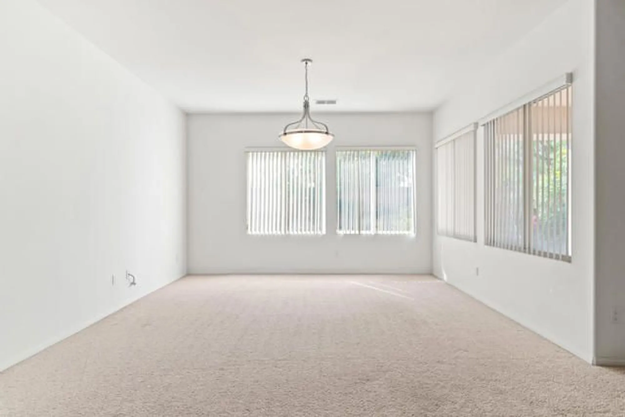 Property Slideshow image 7 of 49 | 80157 royal birkdale dr, Indio, CA, 92201