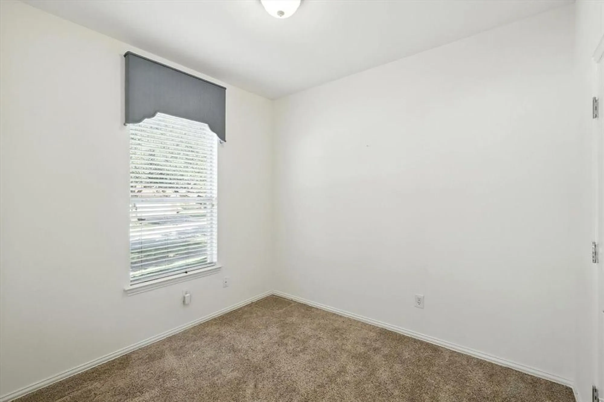 Property Slideshow image 21 of 39 | 7543 angel trace dr, Frisco, TX, 75036