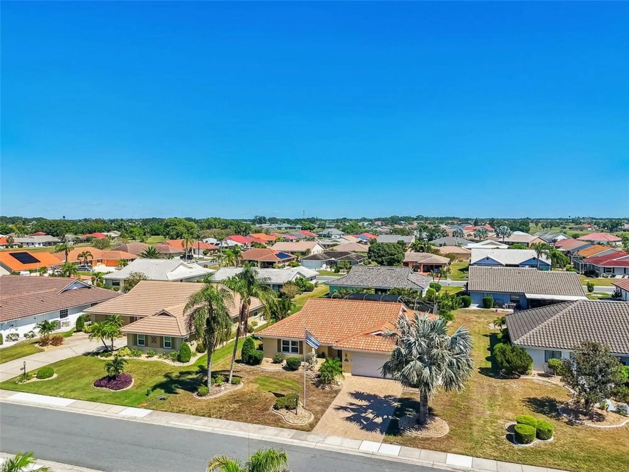 Property Slideshow image 46 of 62 | 706 plumbrook rd, Sun City Center, FL, 33573