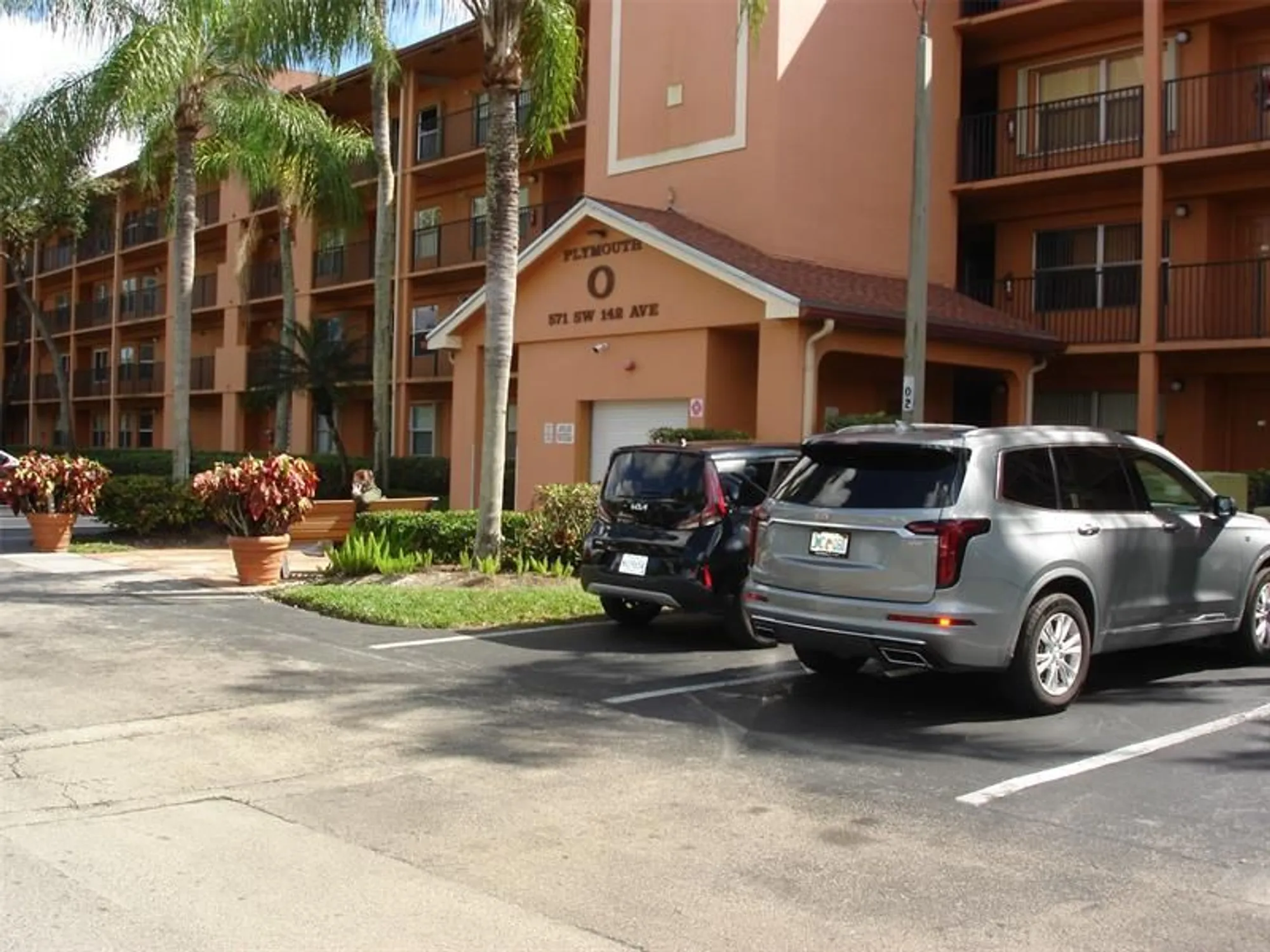 Property Slideshow image 1 of 13 | 571 sw 142nd ave apt 106, Pembroke Pines, FL, 33027